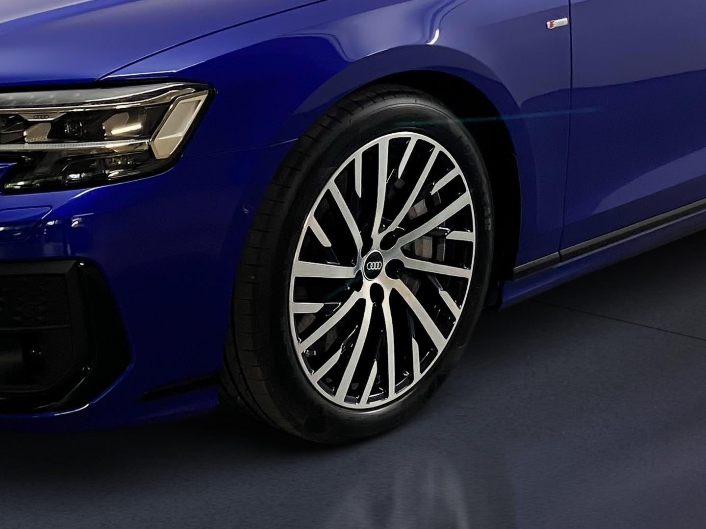 Bild über Audi A8 L TFSI e 60 TFSI e quattro 340 kW tiptronic - für weitere Informationen kontaktieren Sie den Audi Partner