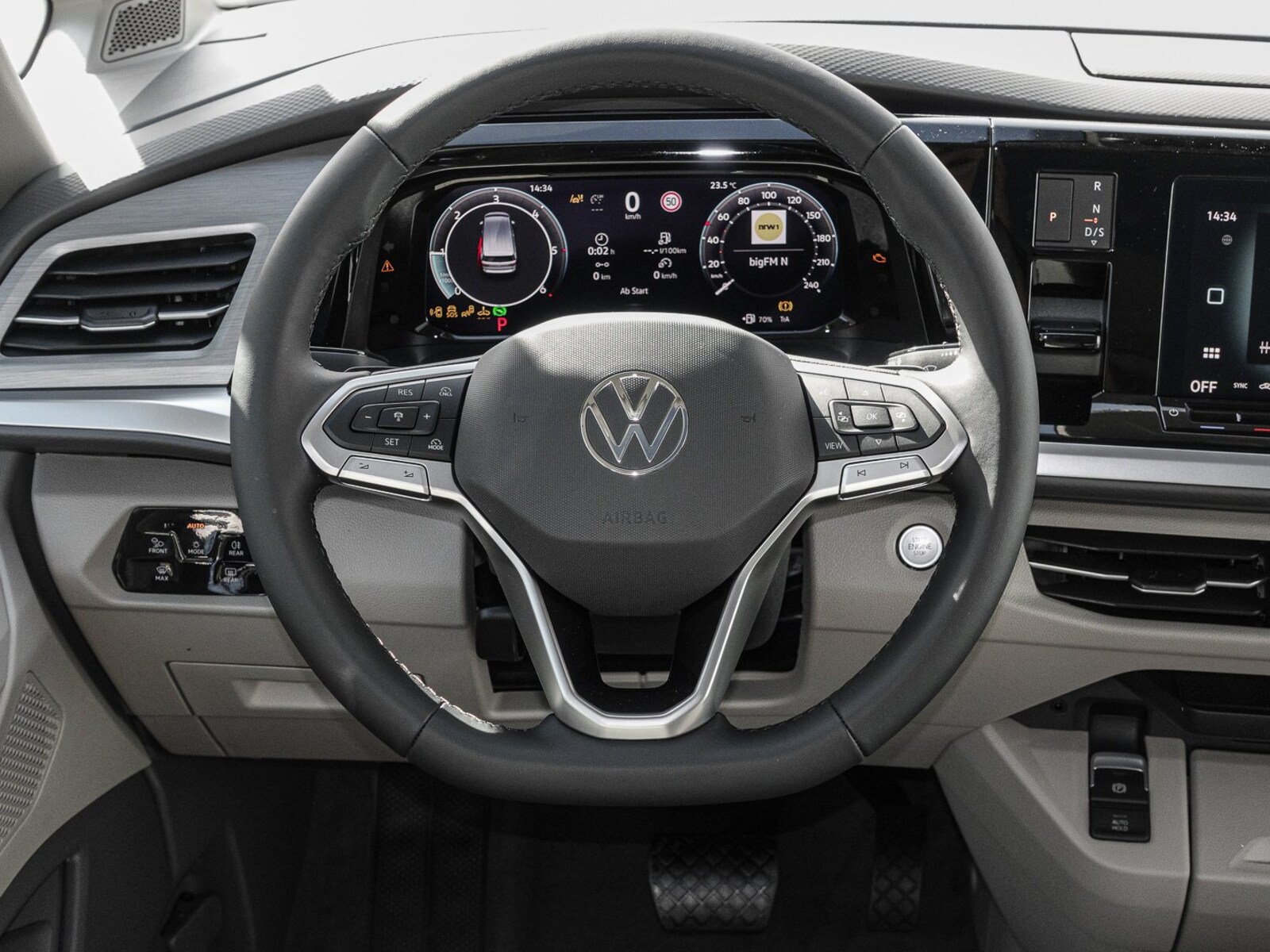 Volkswagen Multivan Langversion – Bild 9