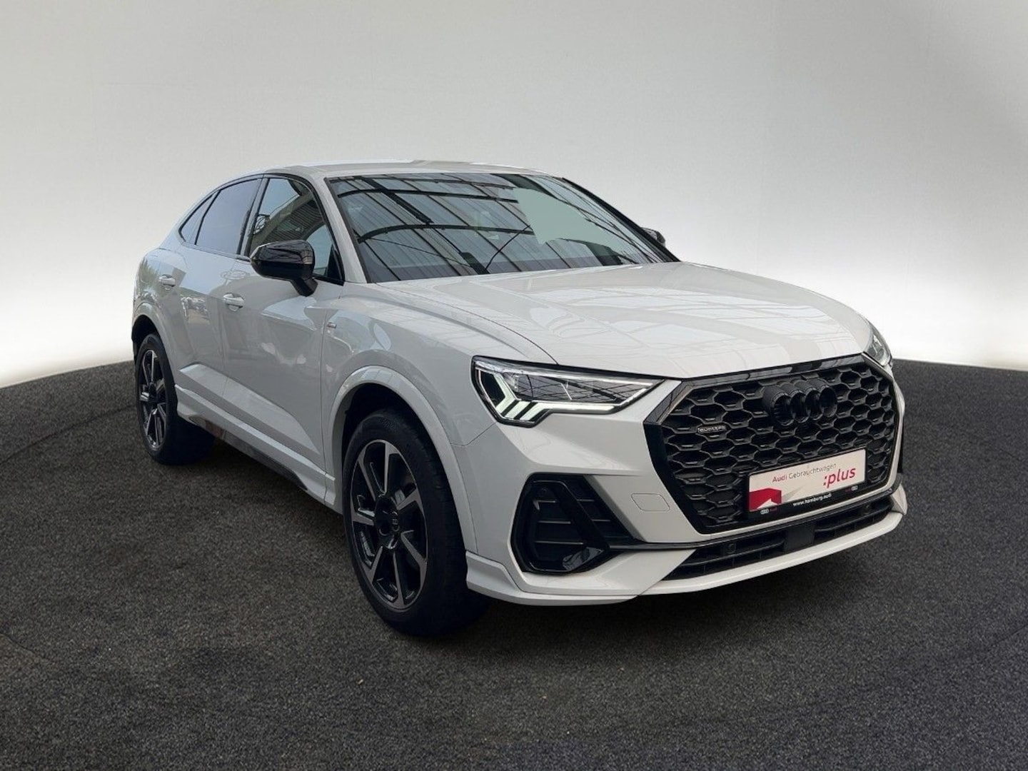 Bild über Audi Q3 Sportback S line 45 TFSI quattro S tronic - für weitere Informationen kontaktieren Sie den Audi Partner