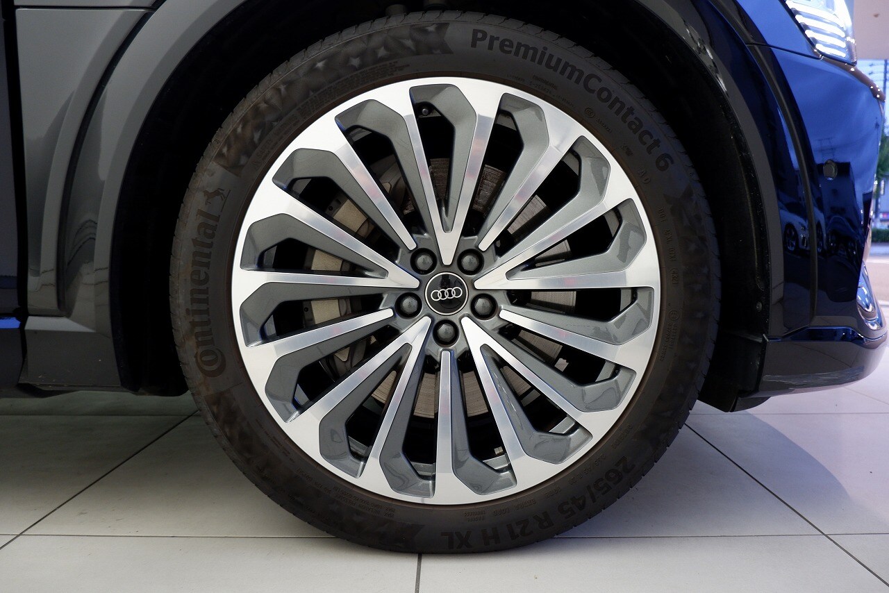 Audi e-tron Sportback 55 quattro S line 300,00 kW for more details contact your dealer