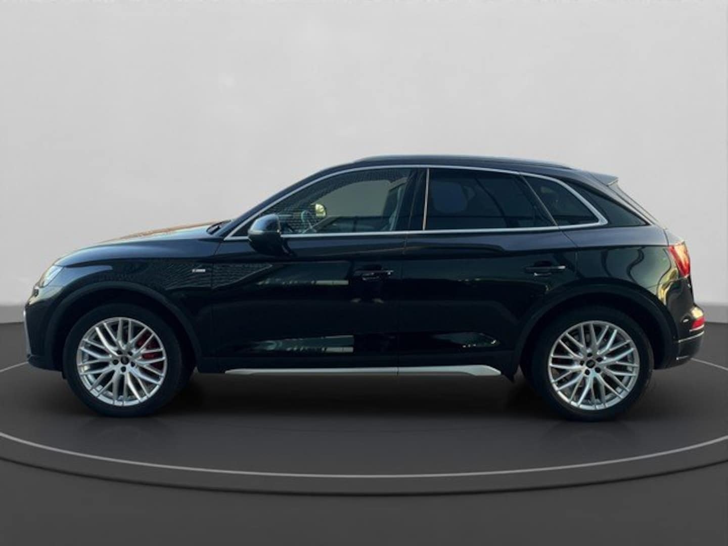 Bild über Audi Q5 40 TDI quattro 150 kW S tronic - für weitere Informationen kontaktieren Sie den Audi Partner