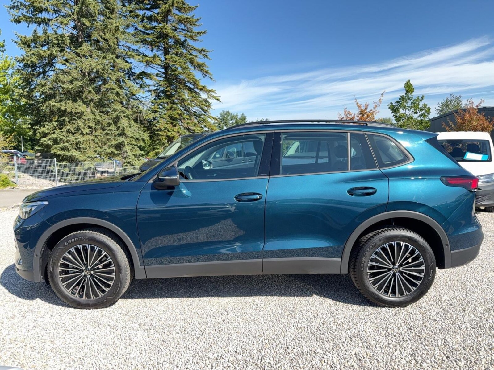 Volkswagen Tiguan – Bild 3