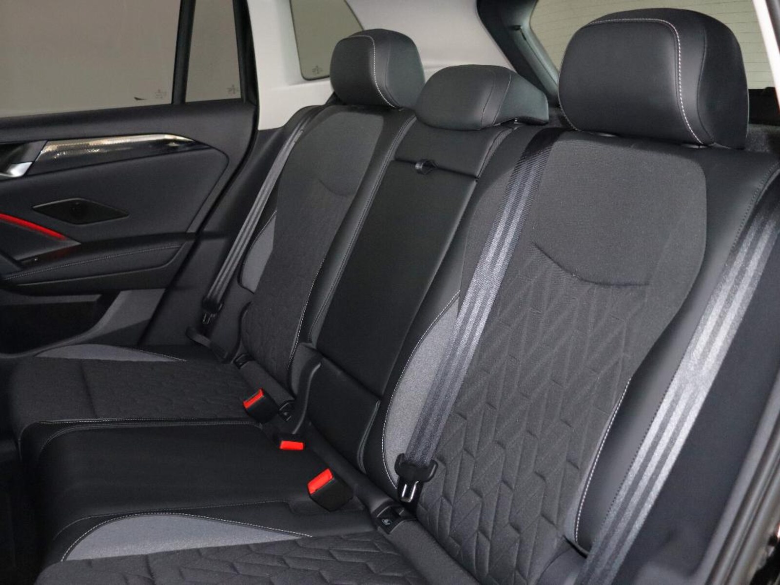 Volkswagen Tiguan – Bild 17