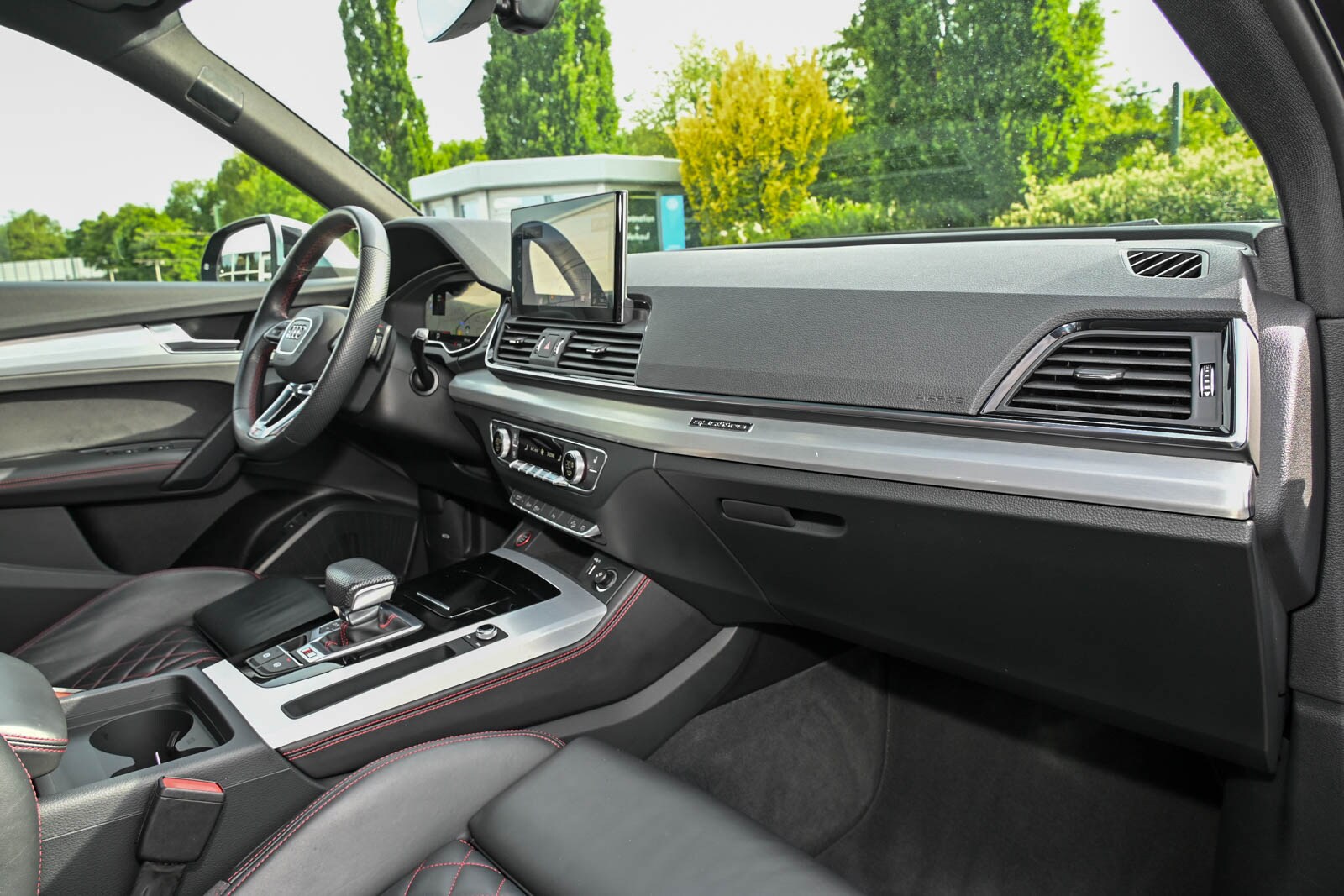 Image about Audi SQ5 Sportback TDI tiptronic