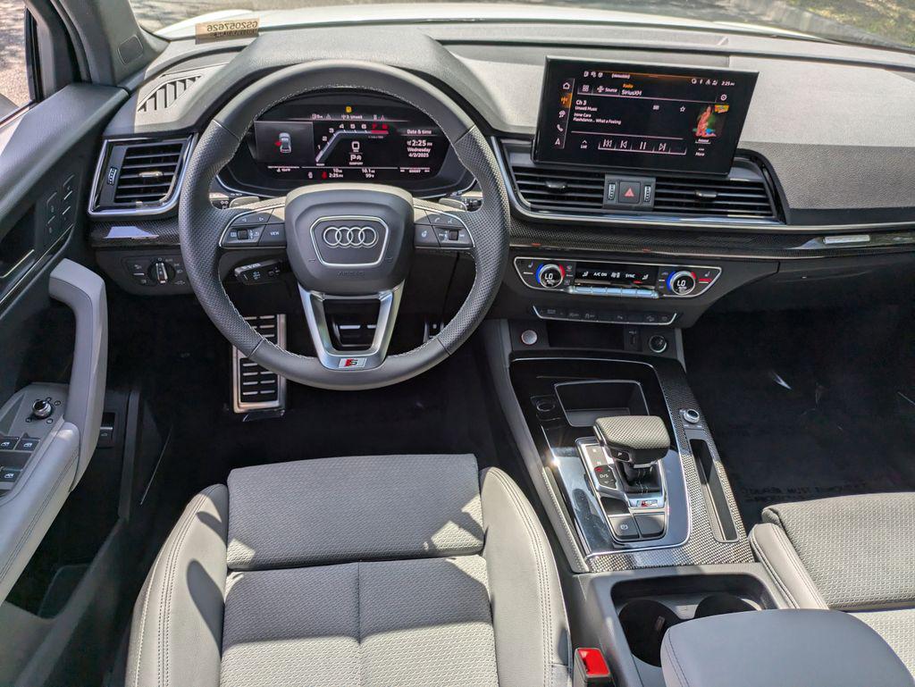 2025 Audi SQ5 Premium Plus - Photo 17
