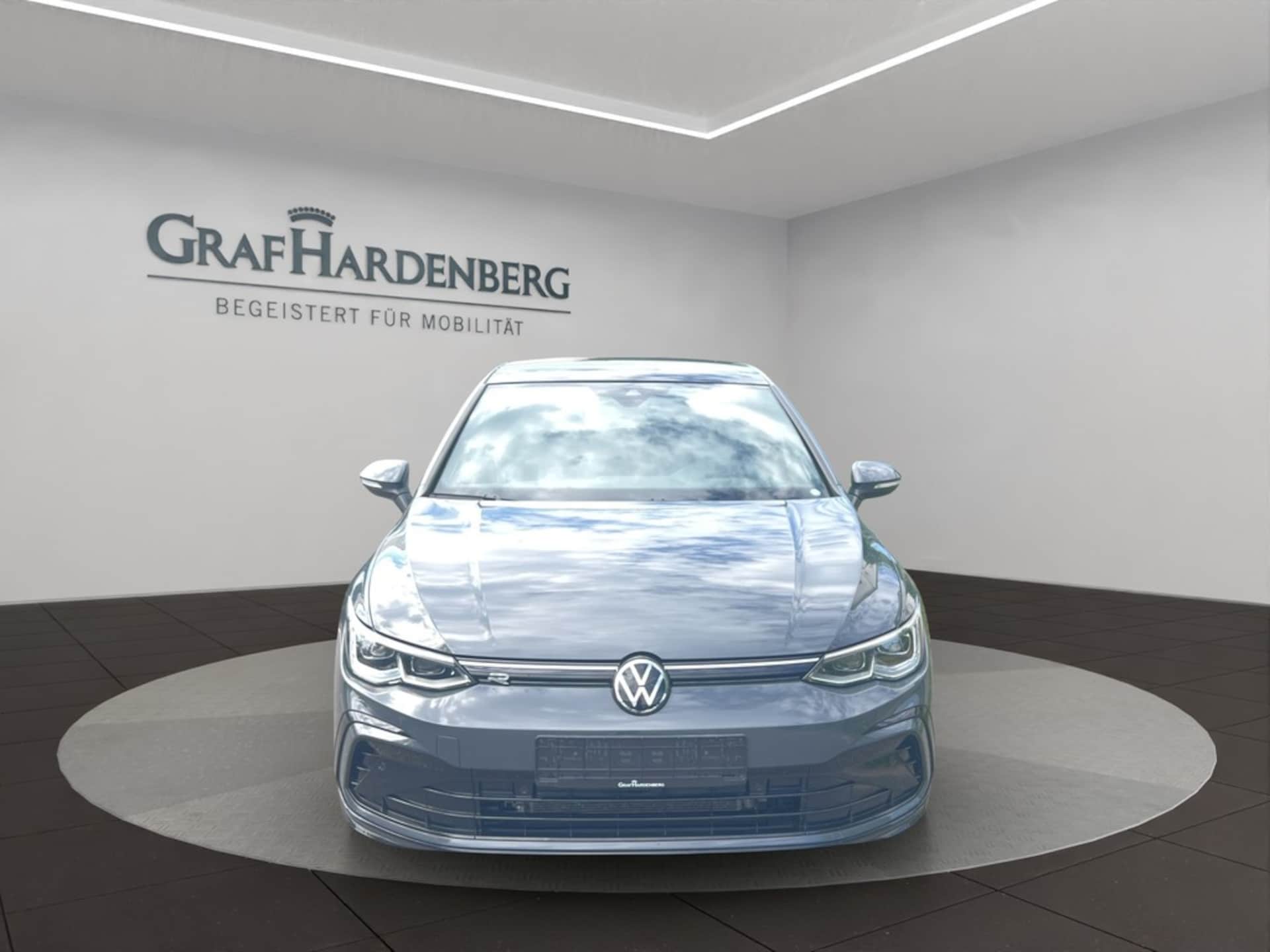 Volkswagen Golf R-Line