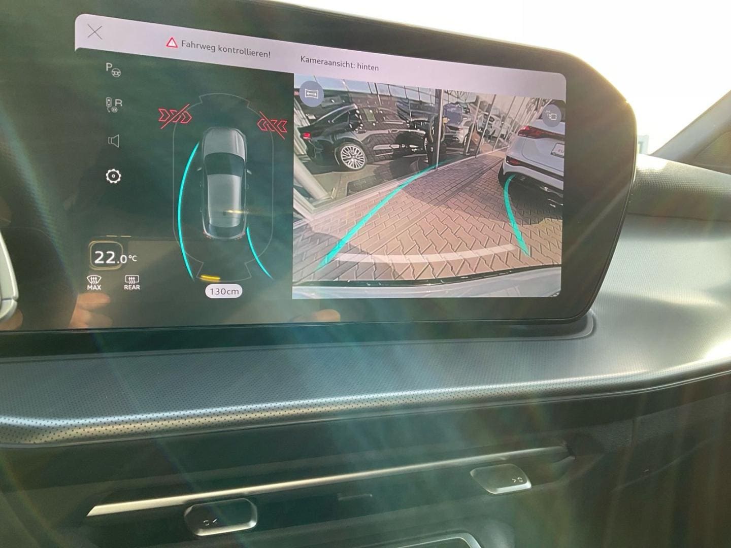 Bild über Audi Q3 Sportback TDI 110 kW S tronic - für weitere Informationen kontaktieren Sie den Audi Partner