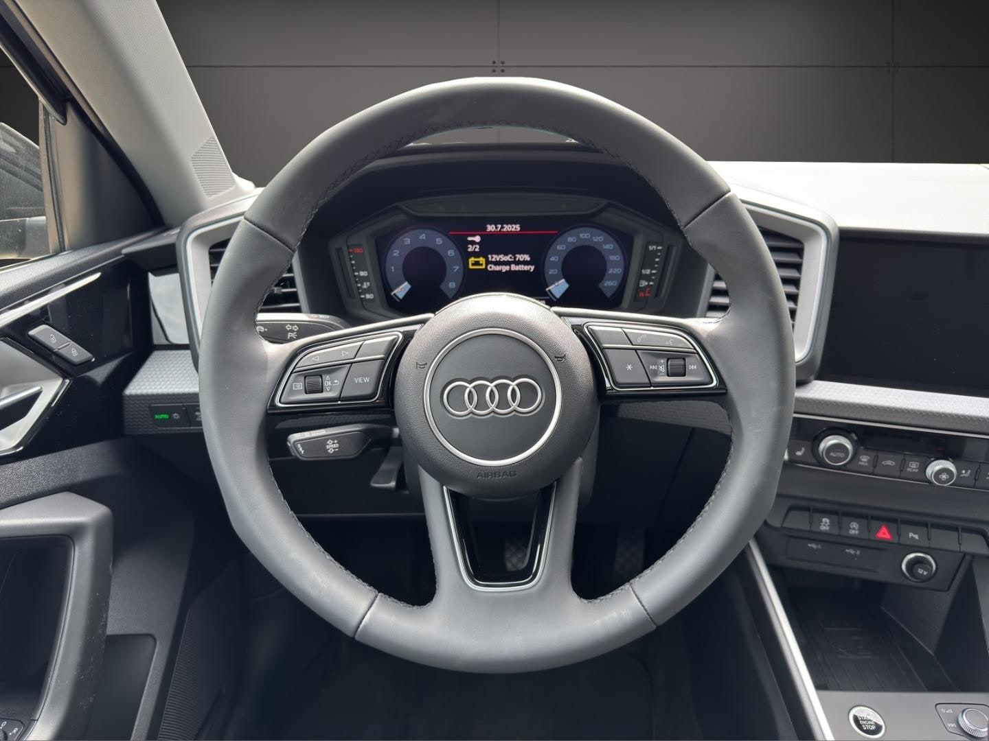 Bild über Audi A1 Sportback 25 TFSI S tronic - für weitere Informationen kontaktieren Sie den Audi Partner