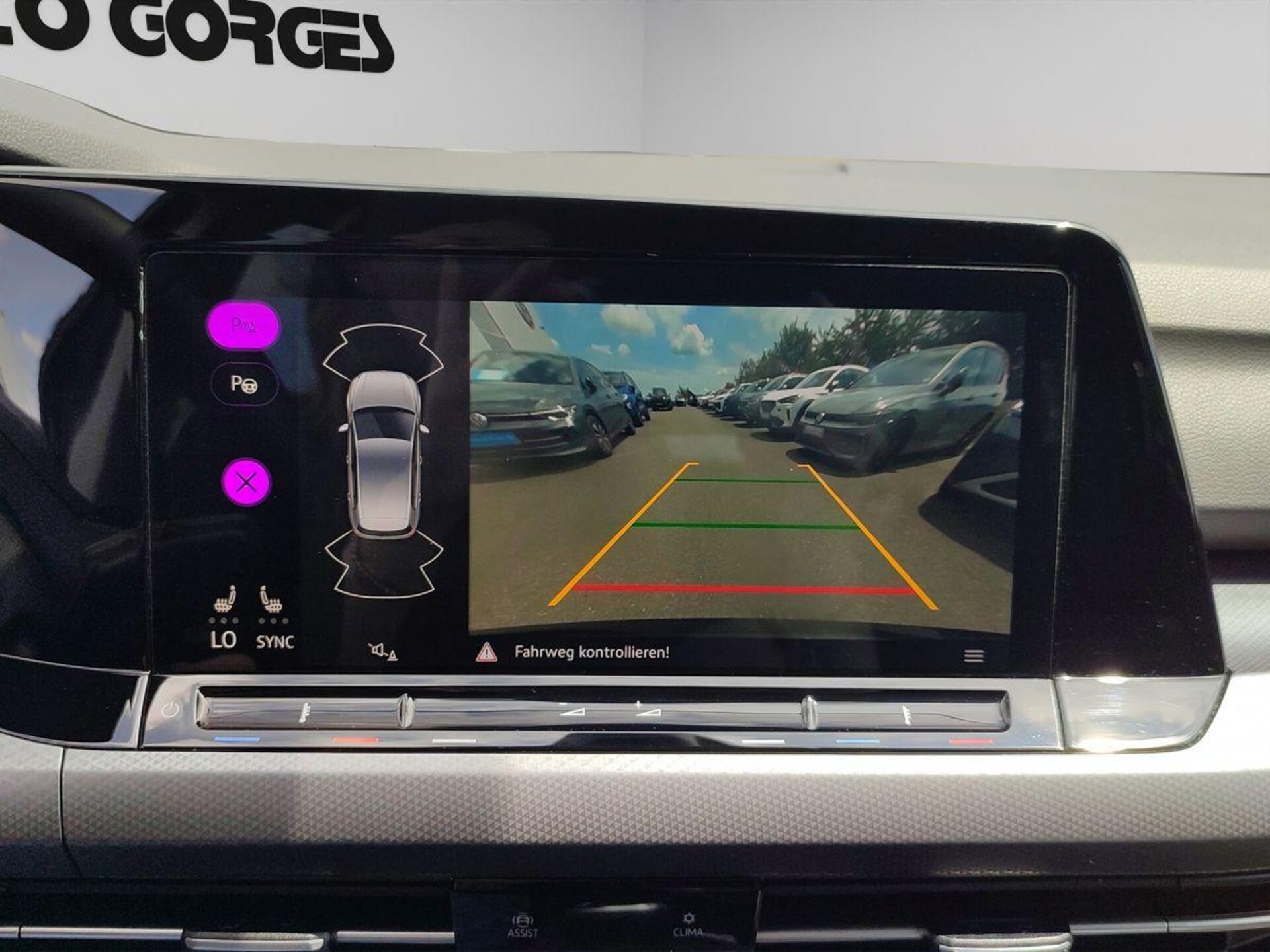 Volkswagen Golf Active