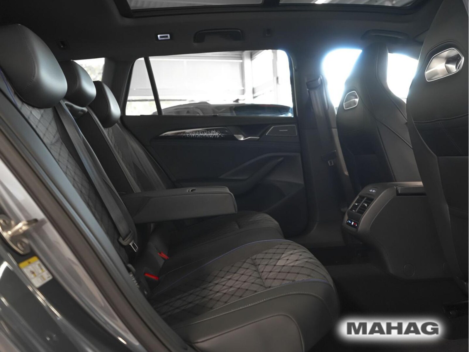 Volkswagen Passat – Bild 19