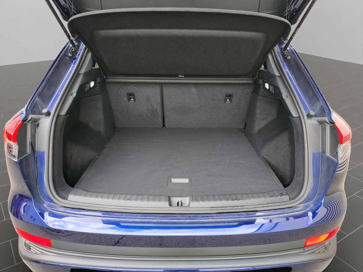 Bild über Audi Q4 e-tron 40 e-tron 150,00 kW - for more details contact your dealer