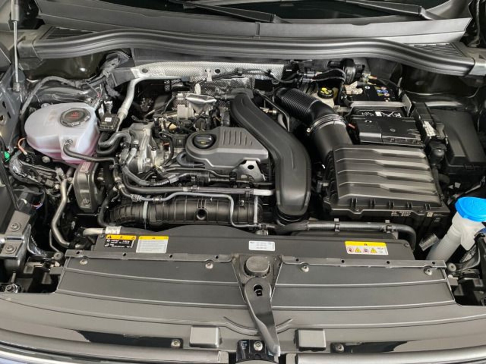 Volkswagen Tiguan – Bild 15