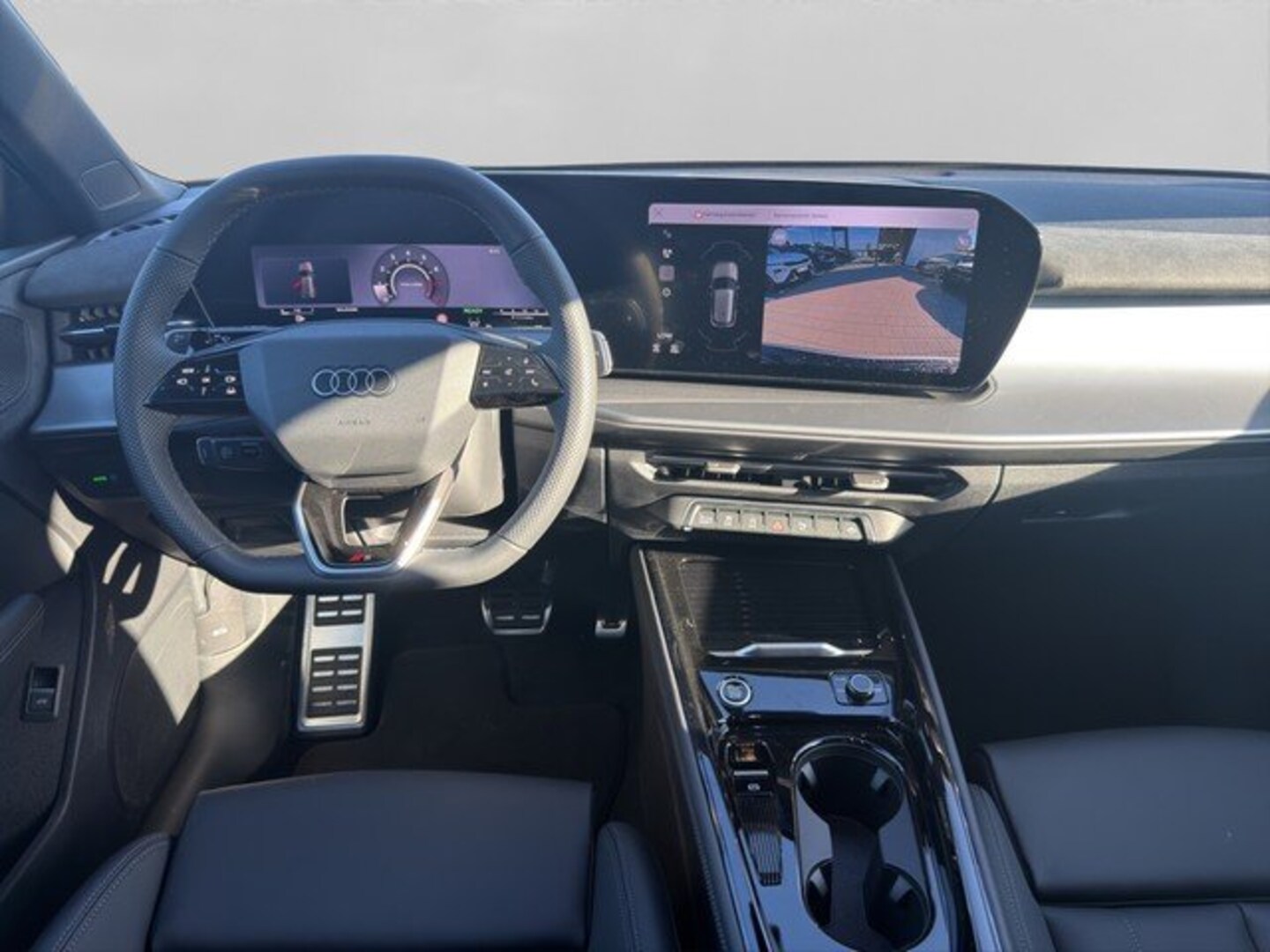 Bild über Audi Q3 SUV TFSI 110 kW S tronic - für weitere Informationen kontaktieren Sie den Audi Partner