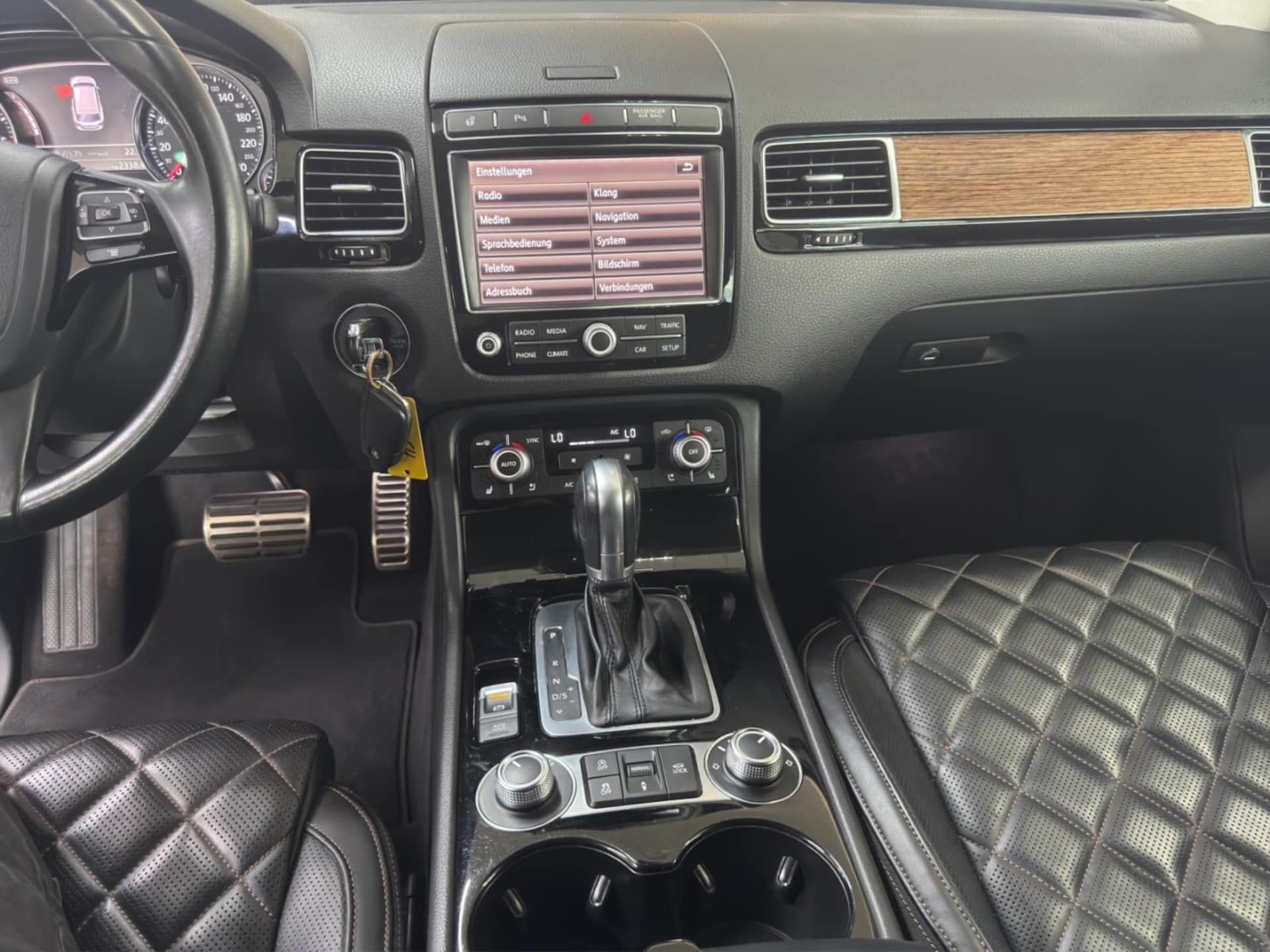 Volkswagen Touareg Executive Edition