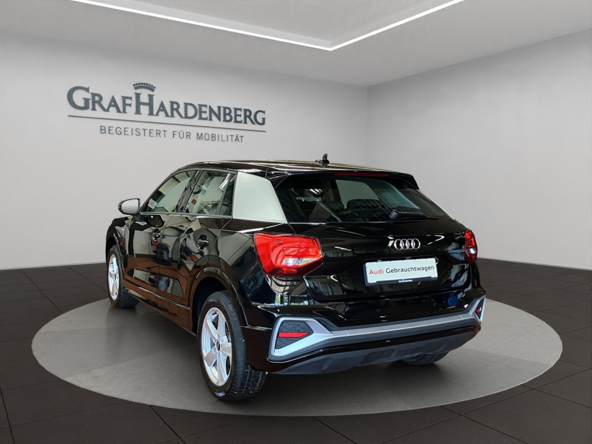 Audi Q2 S line