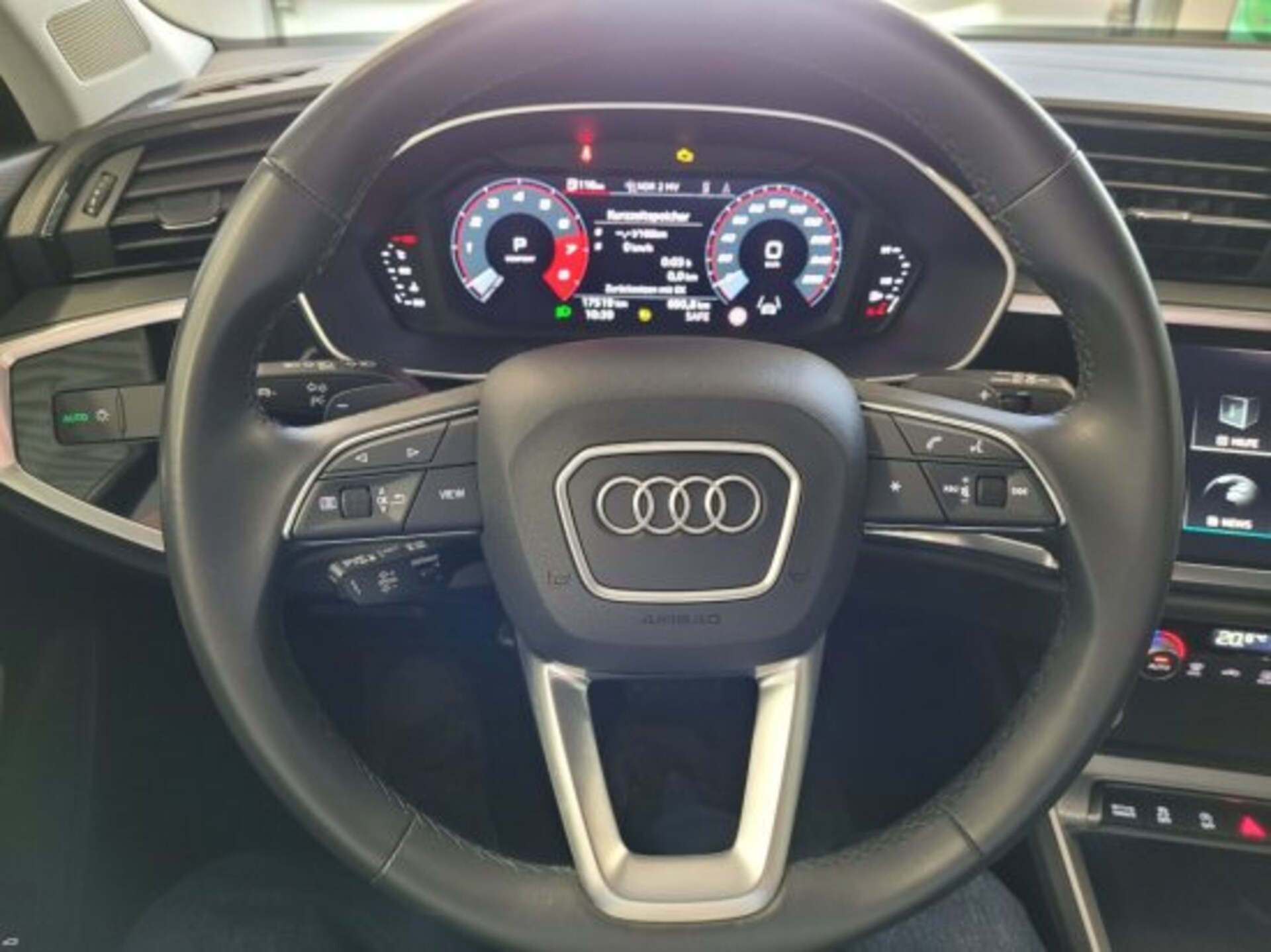 Audi Q3 Sportback S line