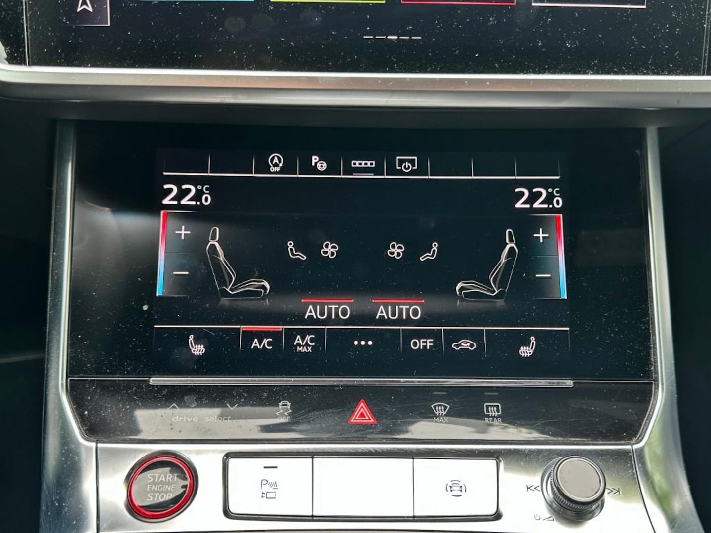Bild über Audi S6 Avant TDI quattro tiptronic - für weitere Informationen kontaktieren Sie den Audi Partner