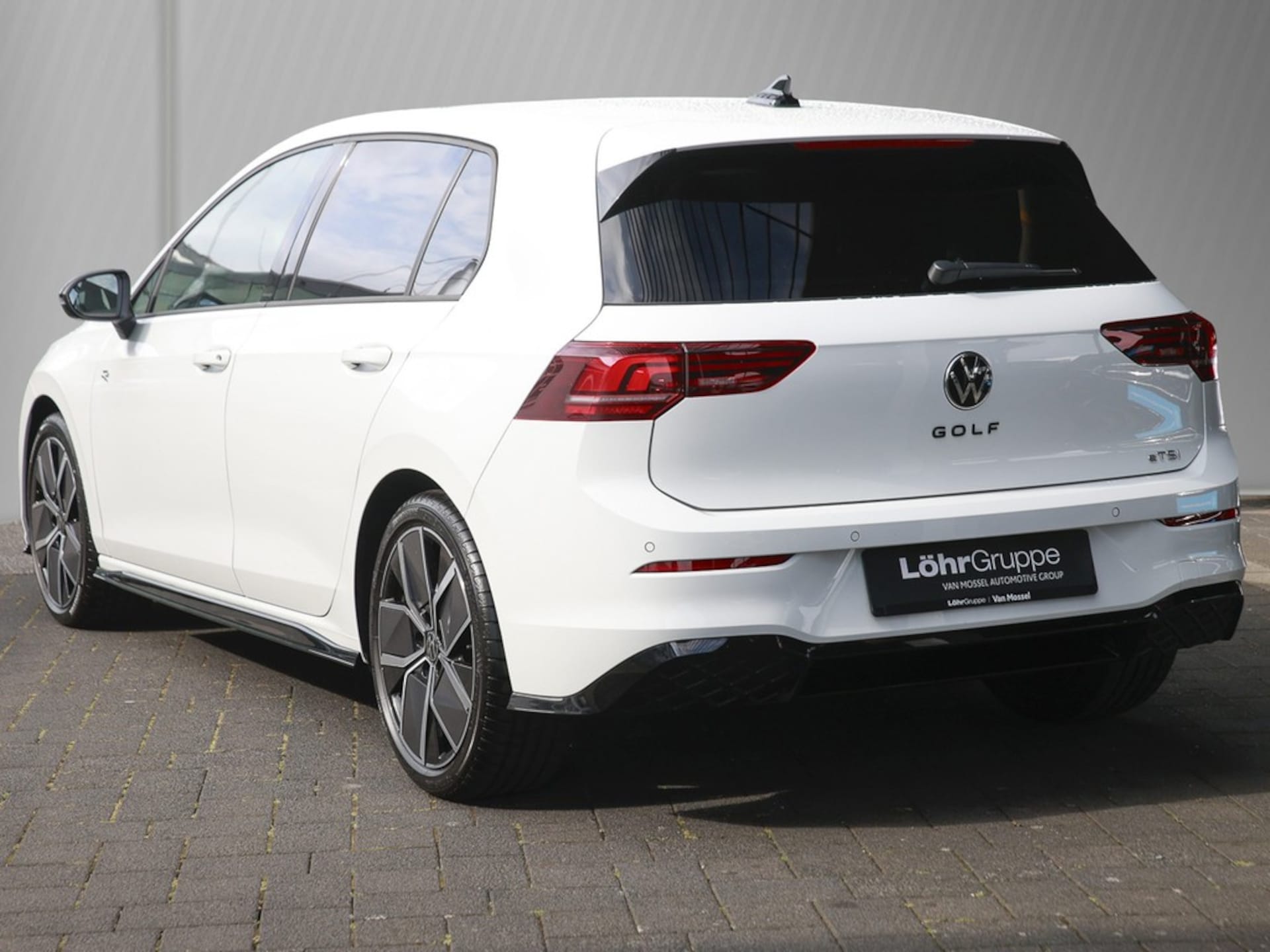Volkswagen Golf R-Line