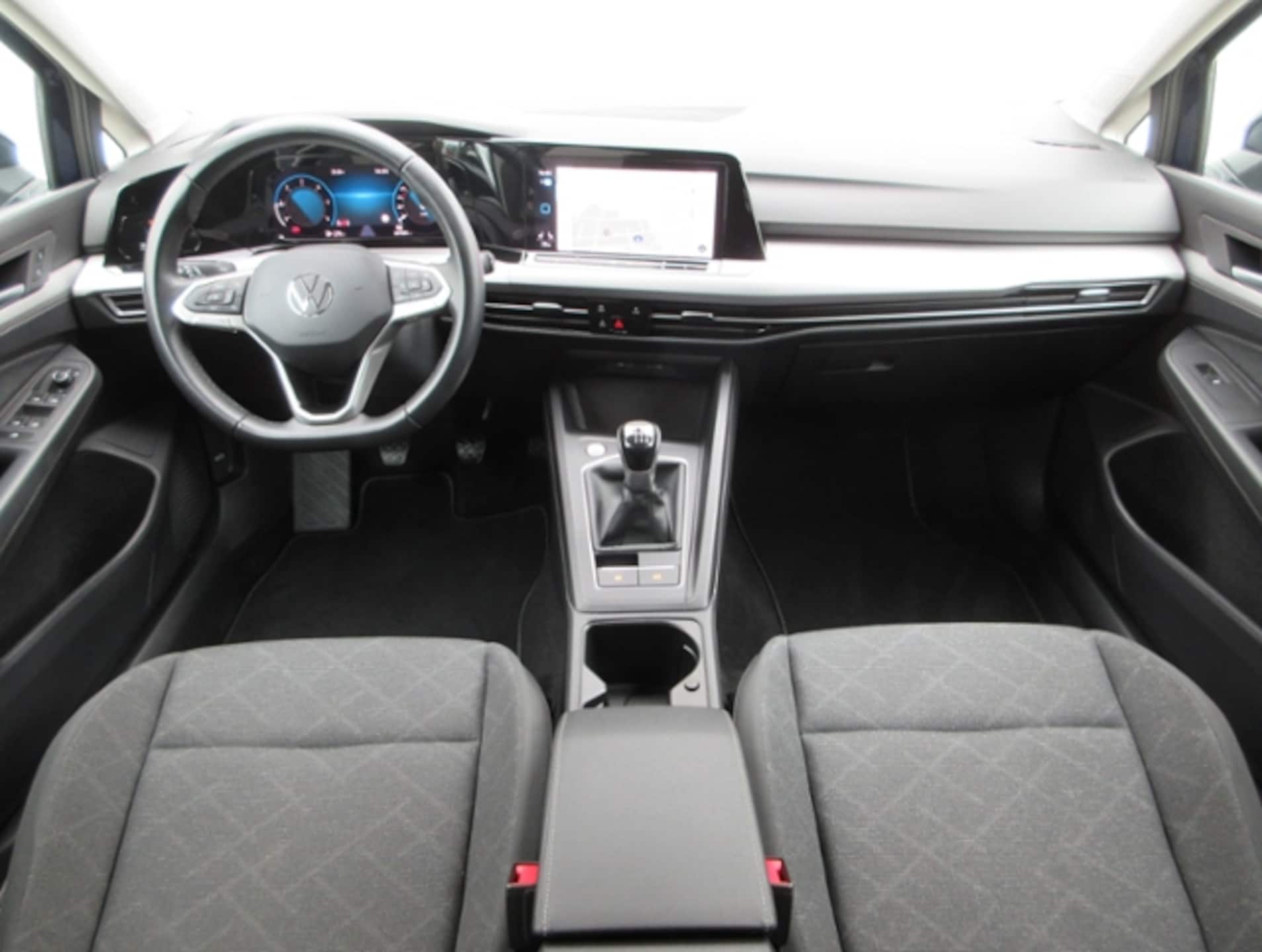 Volkswagen Golf Variant Life