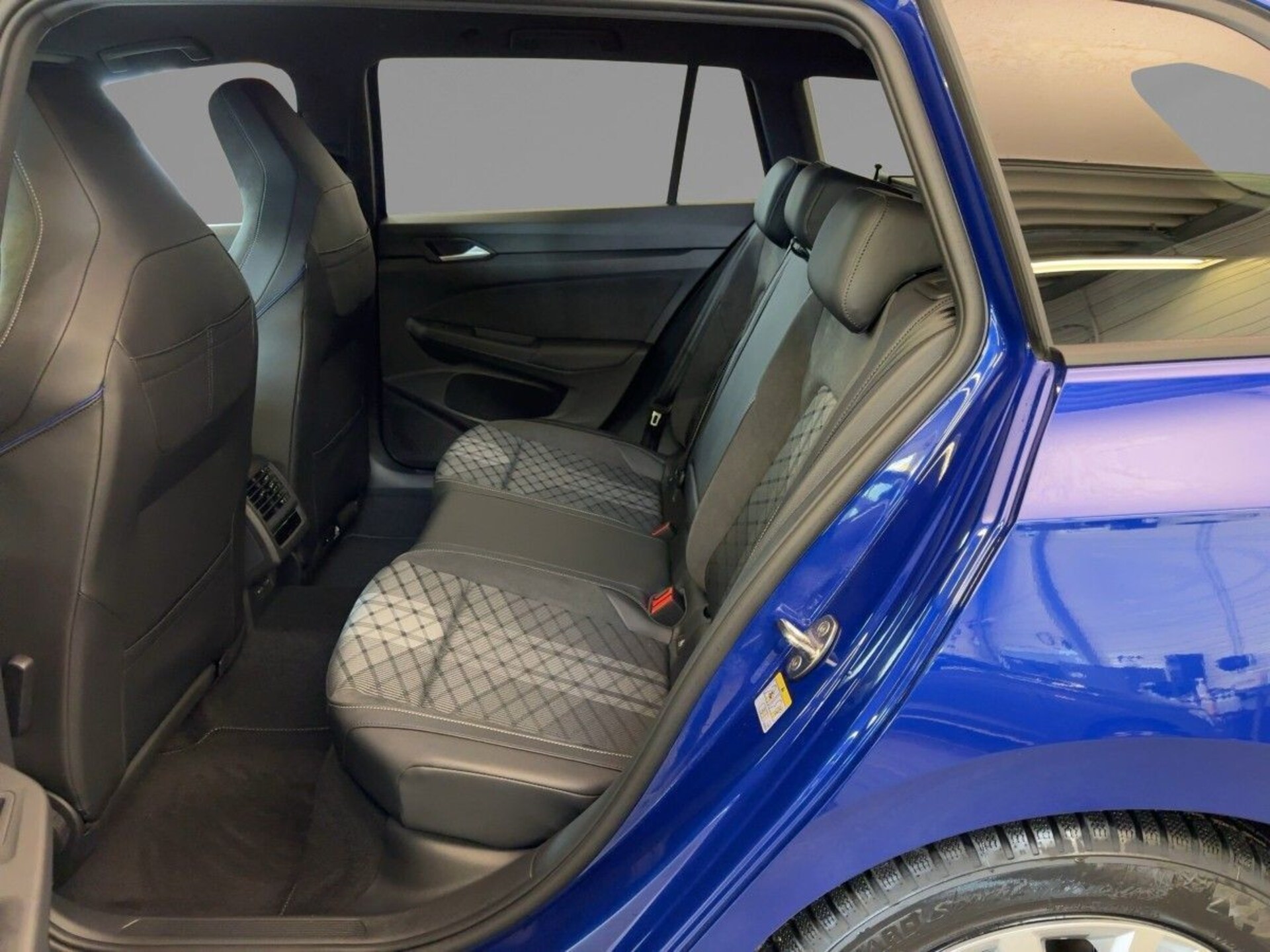 Volkswagen Golf Variant R-Line