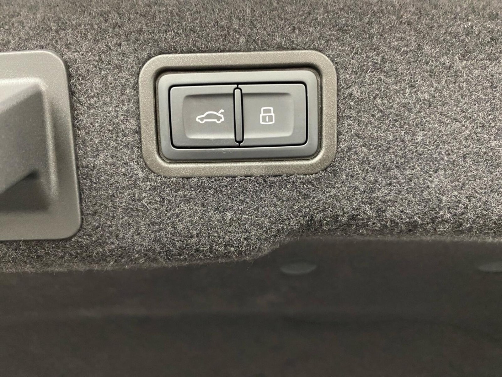 Audi A8 L – Bild 21