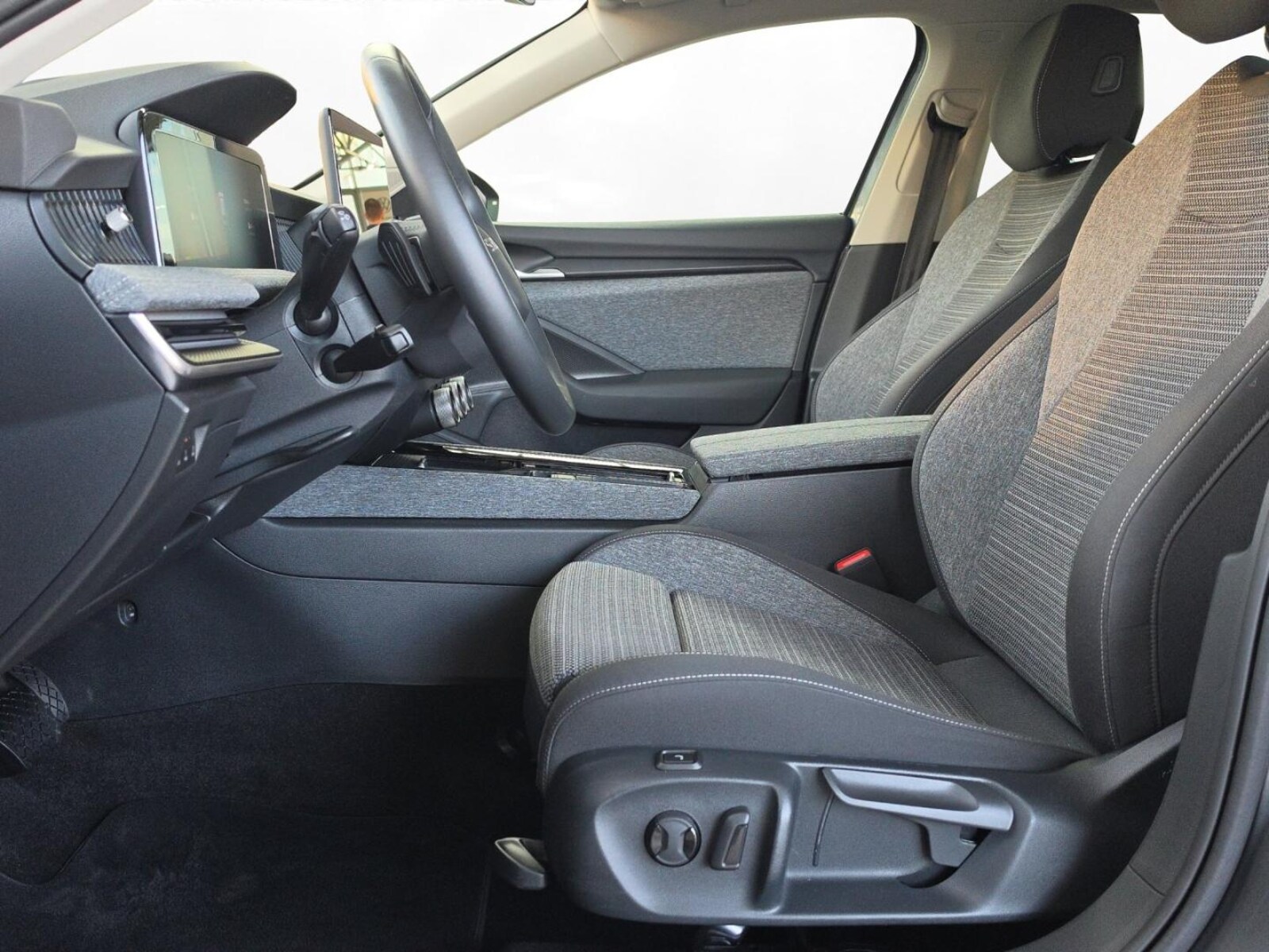 Škoda Superb Combi – Bild 8