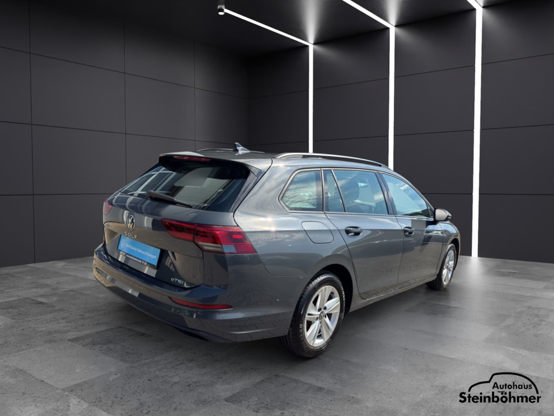 Volkswagen Golf Variant Life