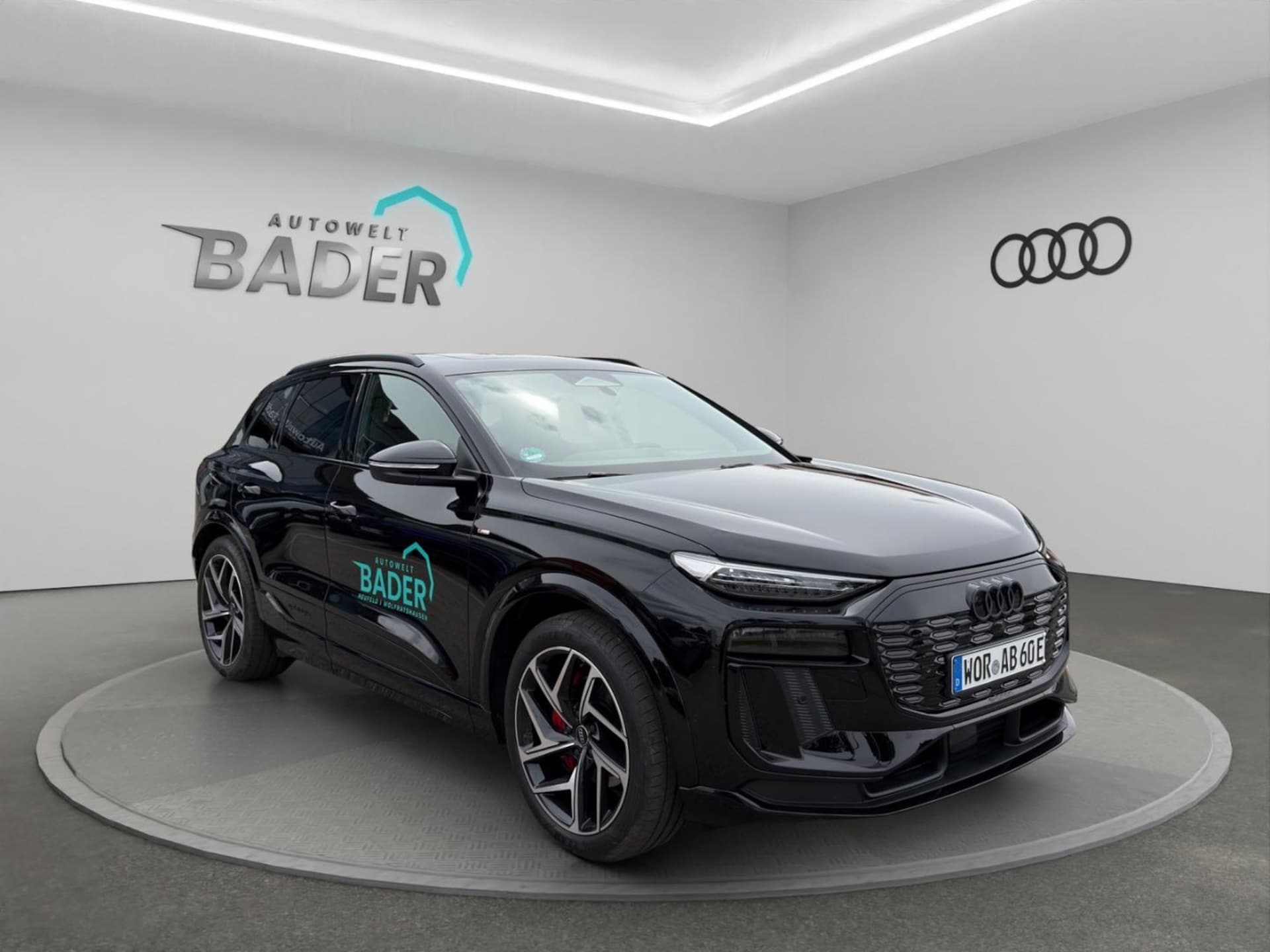 Audi Q6 SUV e-tron