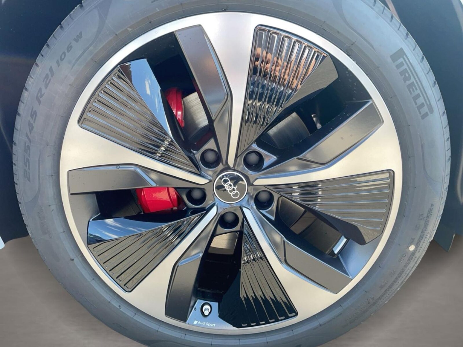 Audi Q6 Sportback e-tron – Bild 7