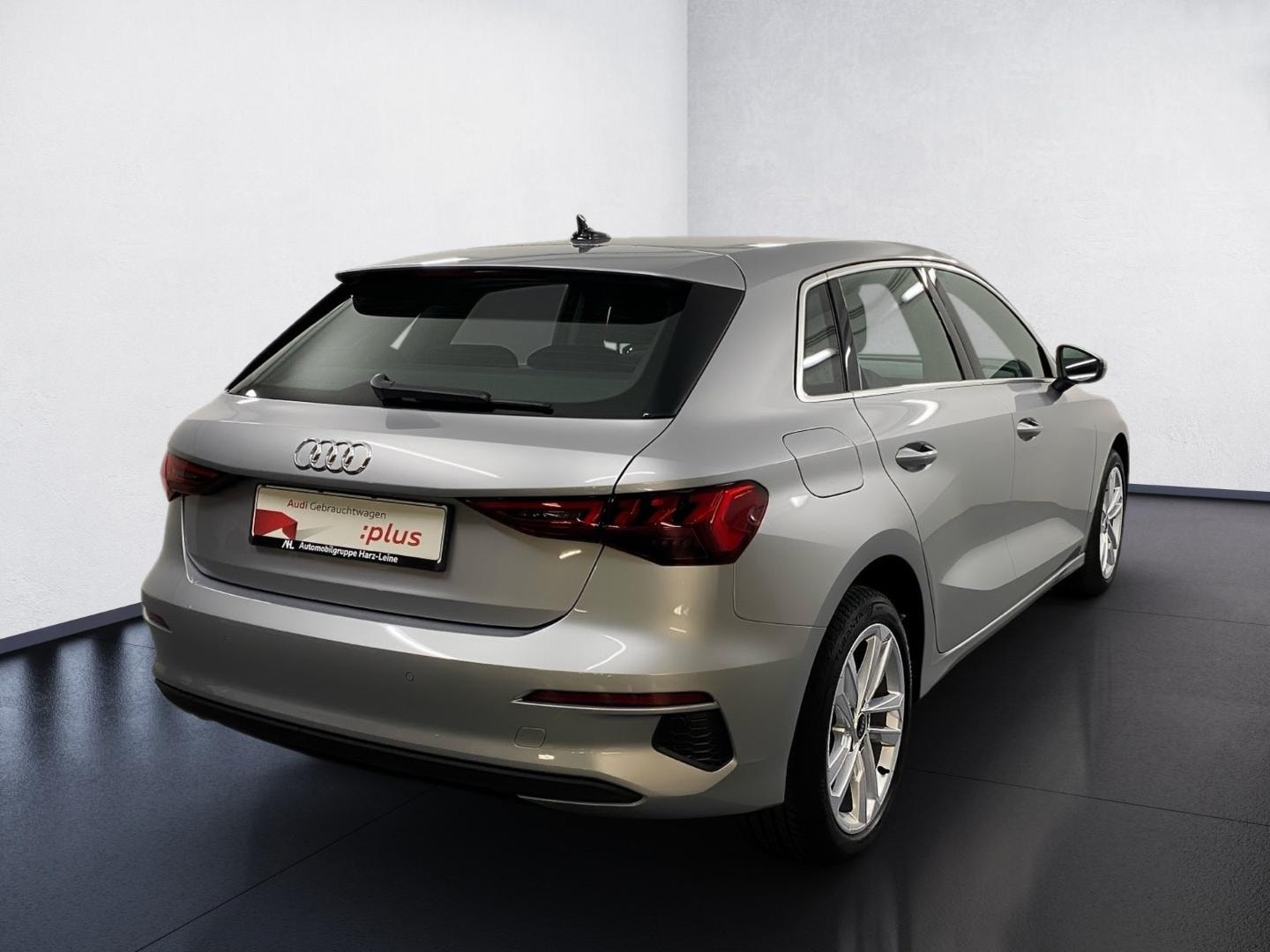 Bild über Audi A3 Sportback 30 TFSI S tronic - für weitere Informationen kontaktieren Sie den Audi Partner