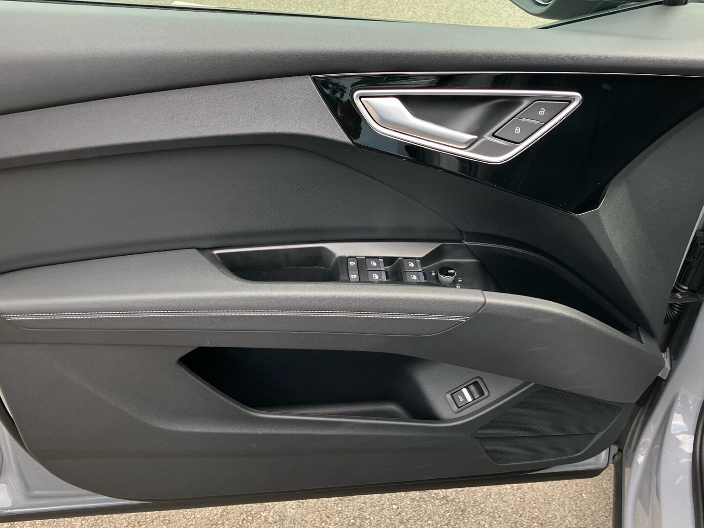 Image about Audi Q4 Sportback e-tron 40 e-tron