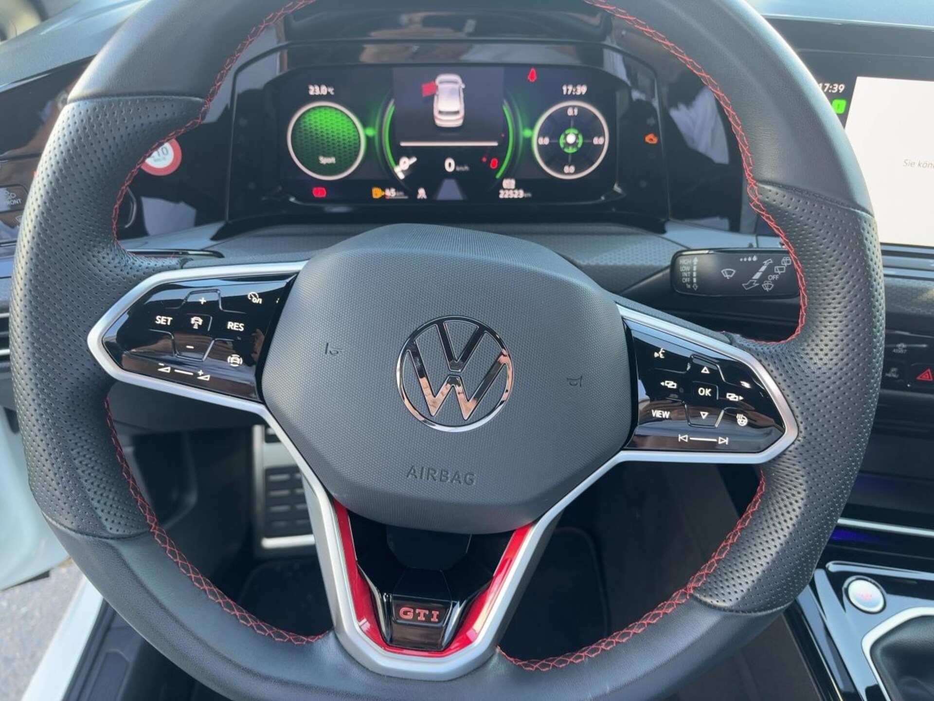 Volkswagen Golf GTI