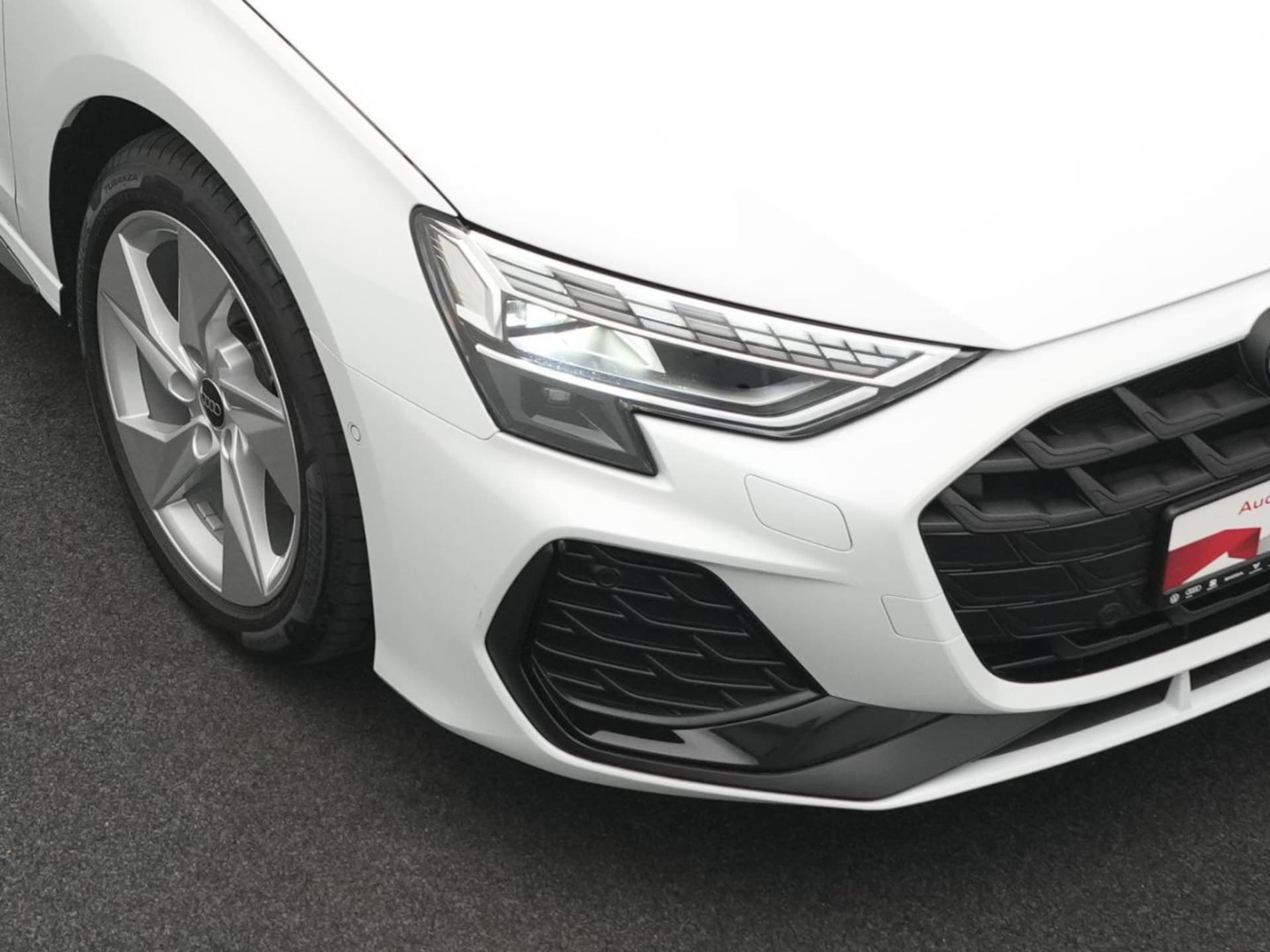 Audi A3 Limousine S line