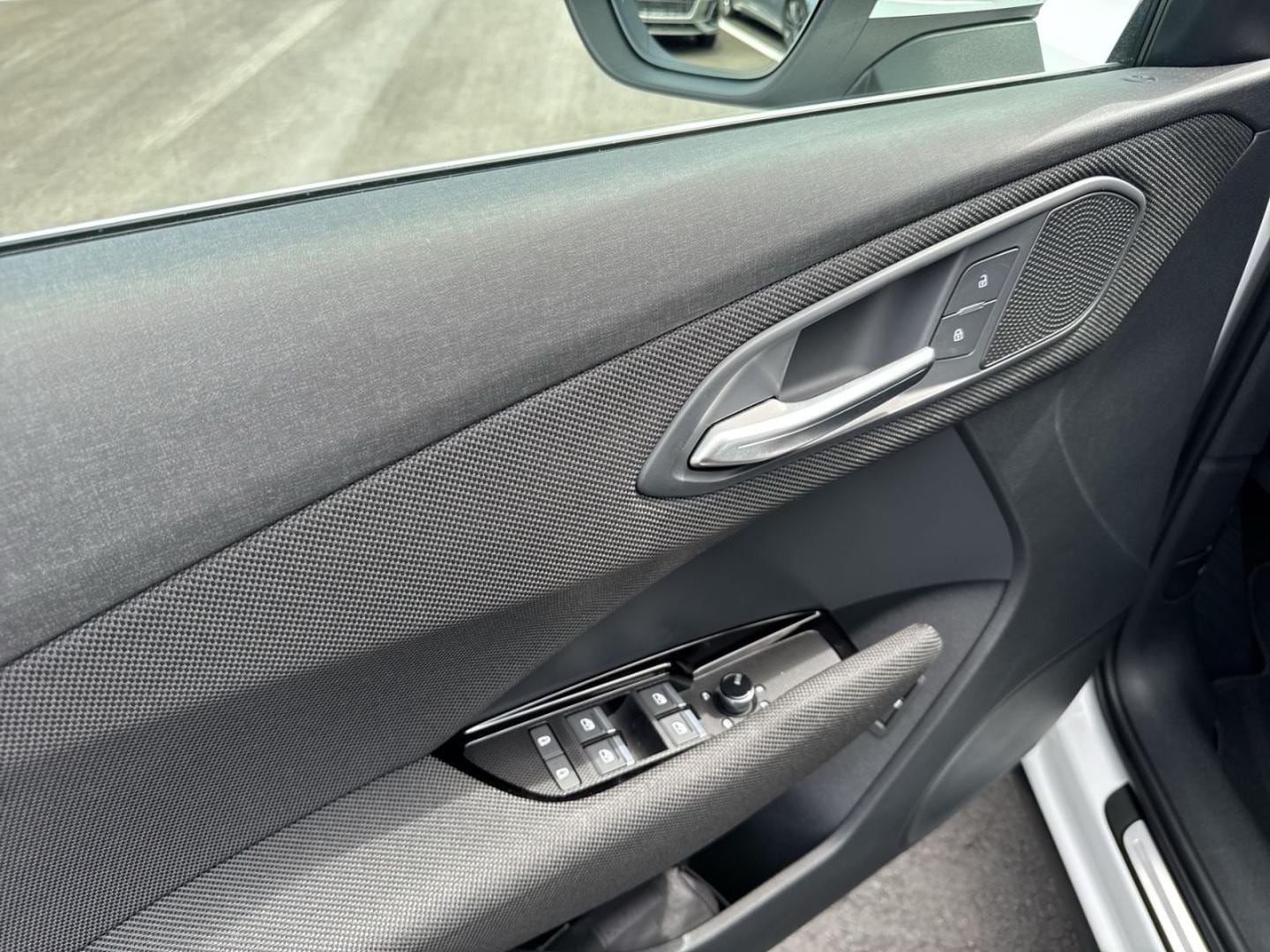 Bild über Audi Q3 SUV TFSI 110 kW S tronic - für weitere Informationen kontaktieren Sie den Audi Partner