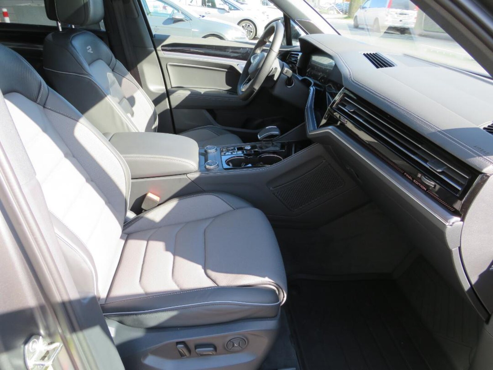 Volkswagen Touareg – Bild 11