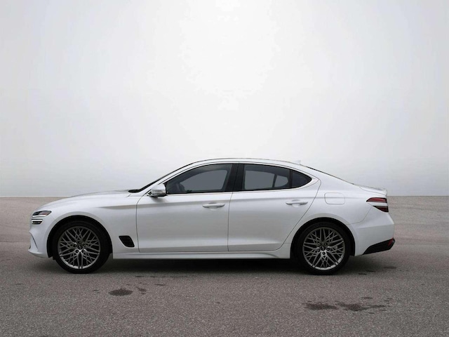 2022 Genesis G70