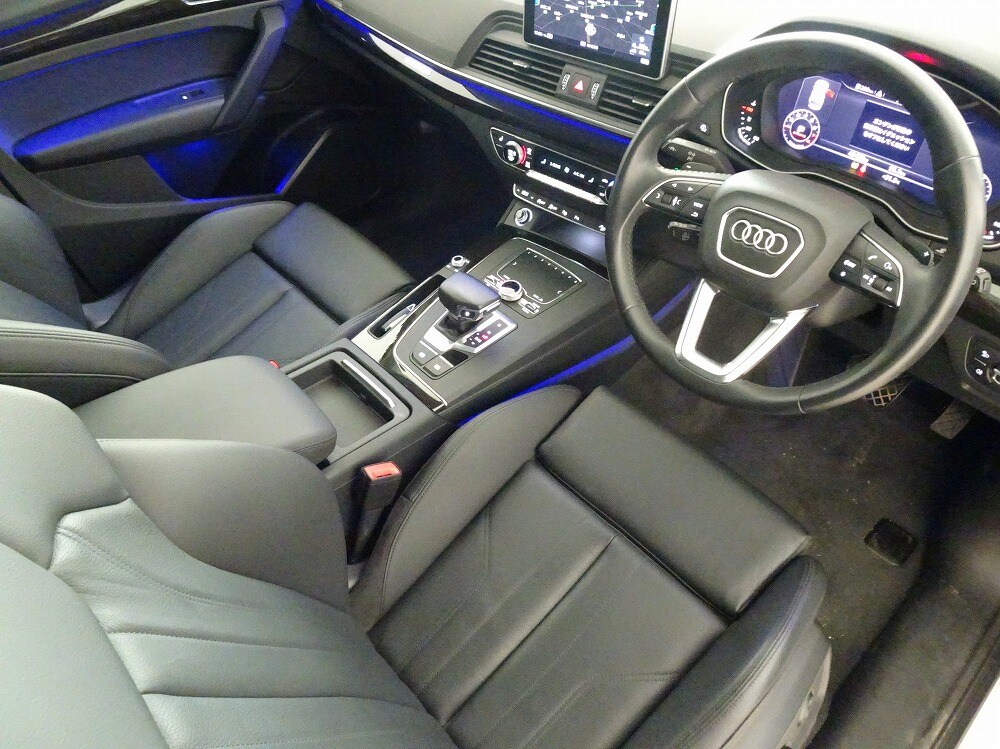 Image about Audi Q5 45 TFSI quattro sport