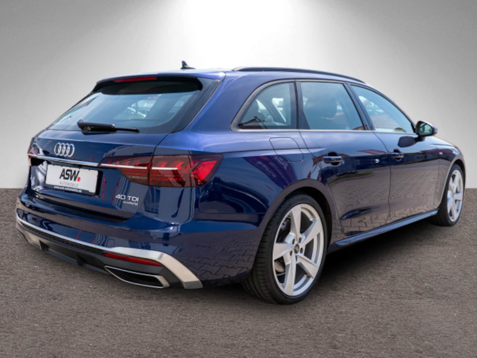 Audi A4 Avant S line