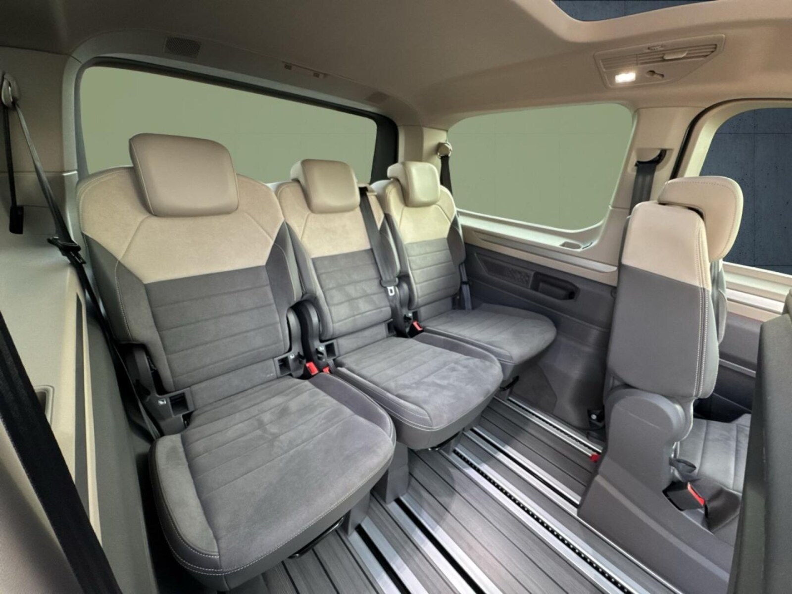 Volkswagen Multivan Langversion – Bild 17