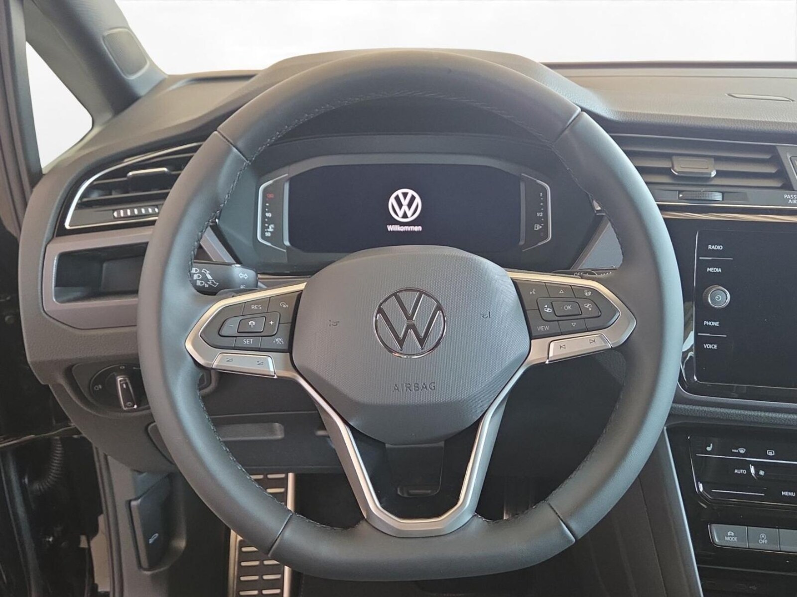 Volkswagen Touran – Bild 6