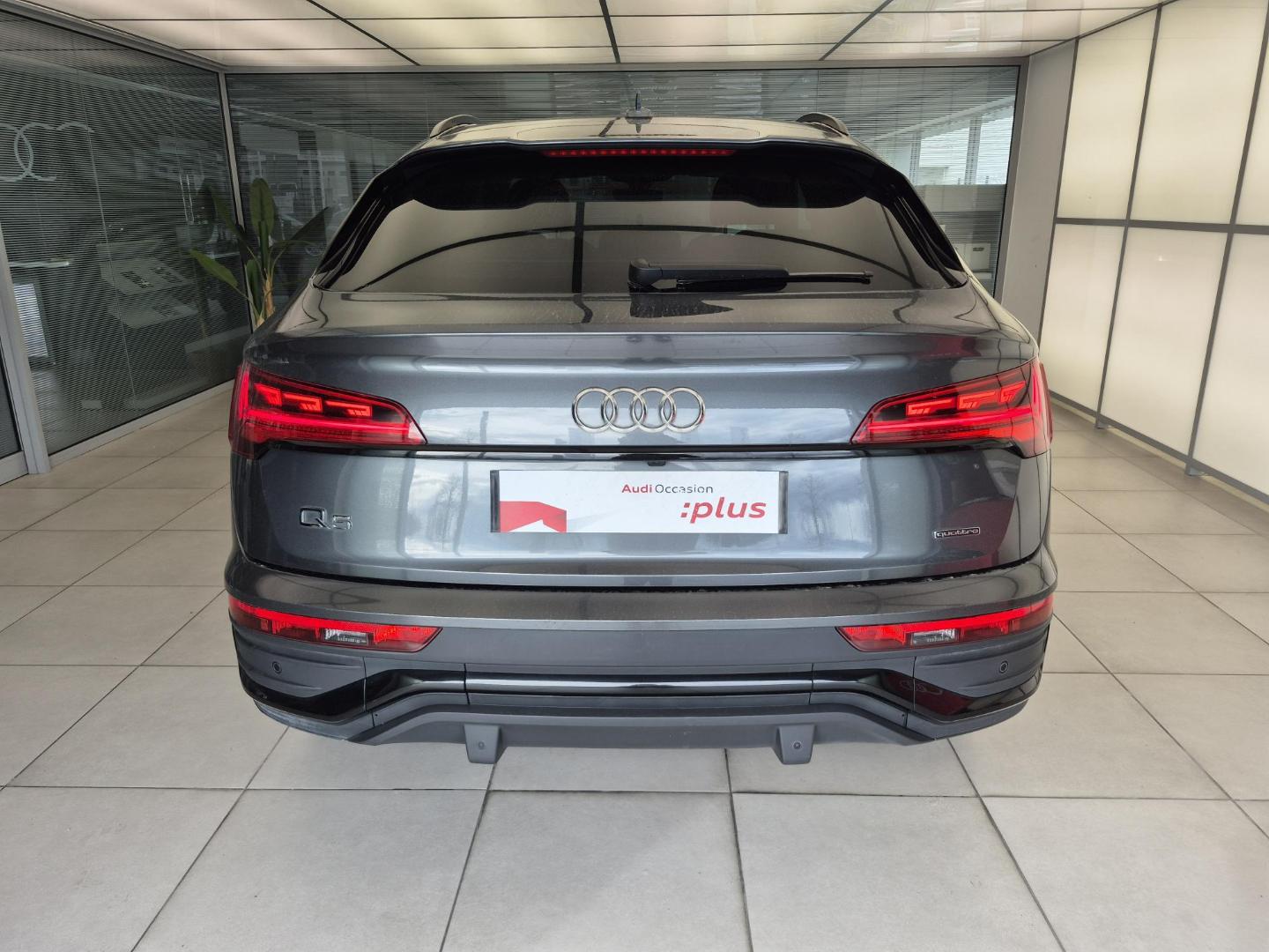 Image about Audi Q5 Sportback S line 40 TDI quattro 150 kW (204 ch) S tronic