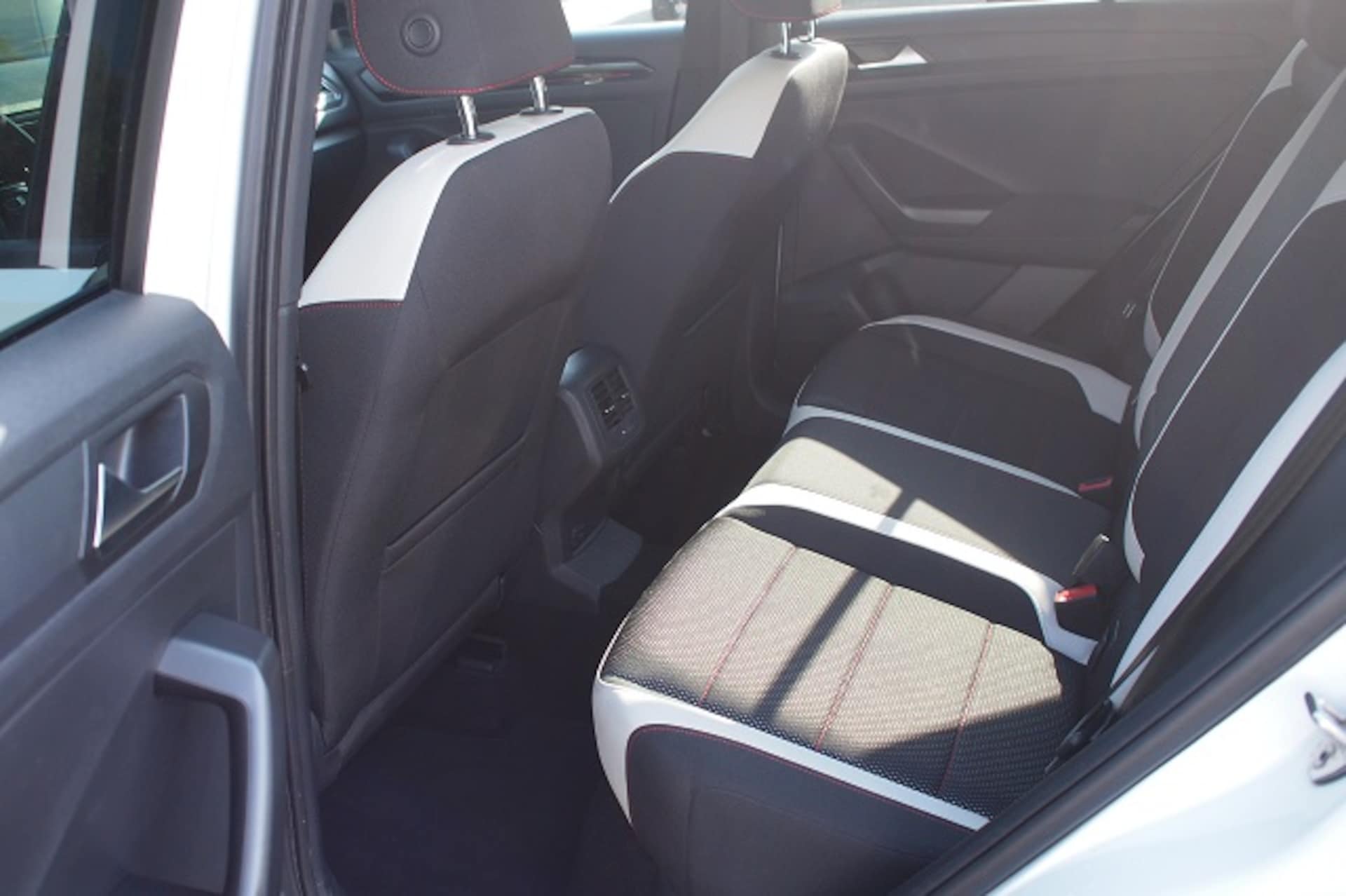 Volkswagen T-Roc Sport