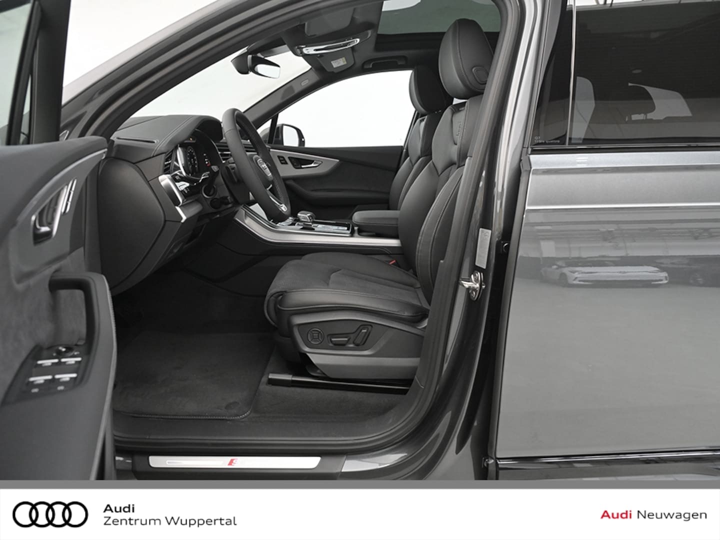 Bild über Audi Q7 SUV TFSI e S line business TFSI e quattro 290 kW tiptronic - für weitere Informationen kontaktieren Sie den Audi Partner