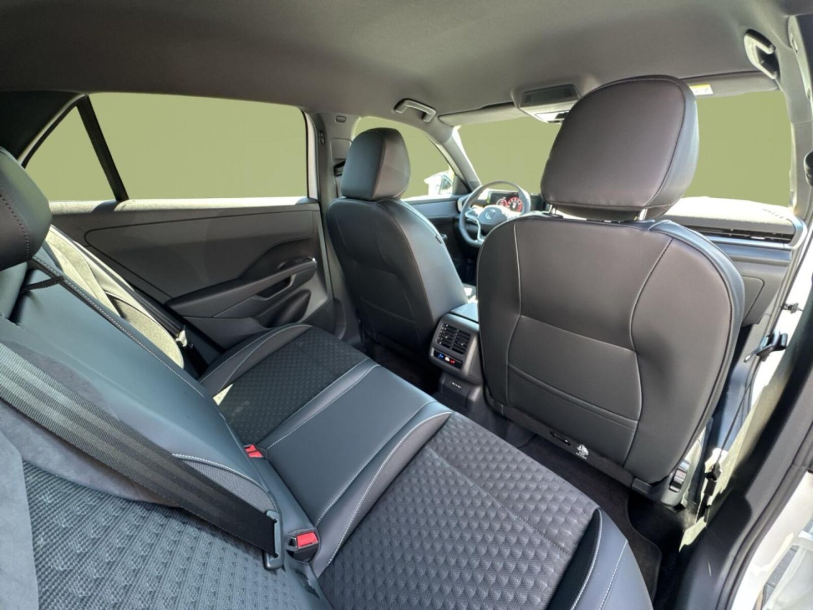 Volkswagen T-Roc – Bild 18