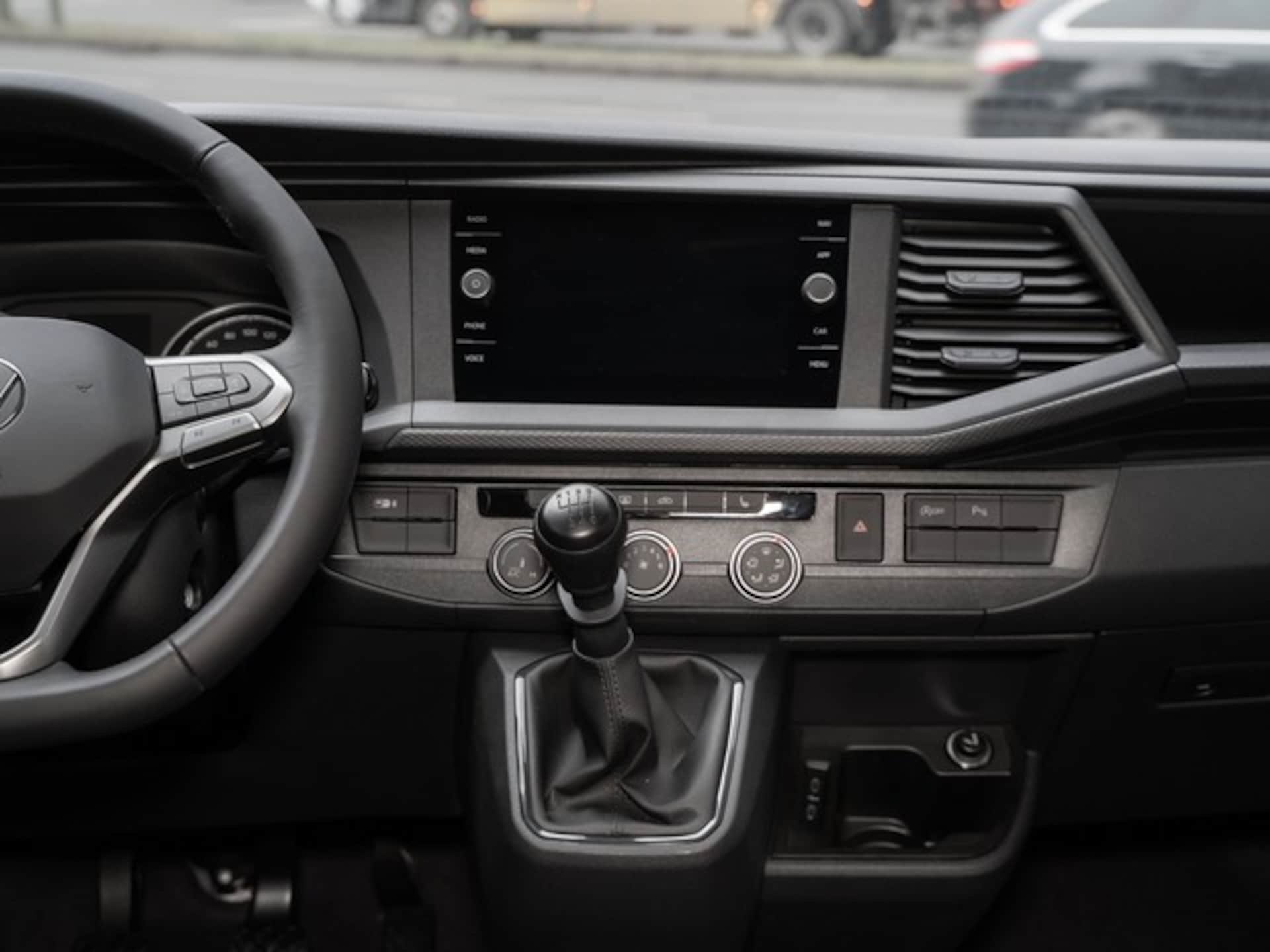 Volkswagen T6.1 California Beach