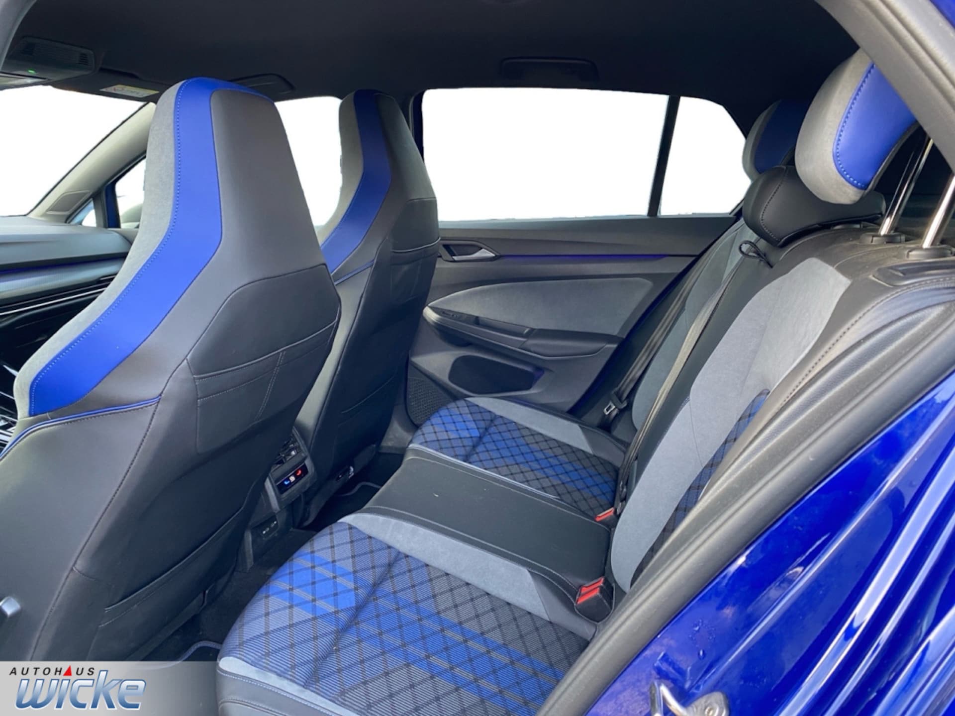 Volkswagen Golf R