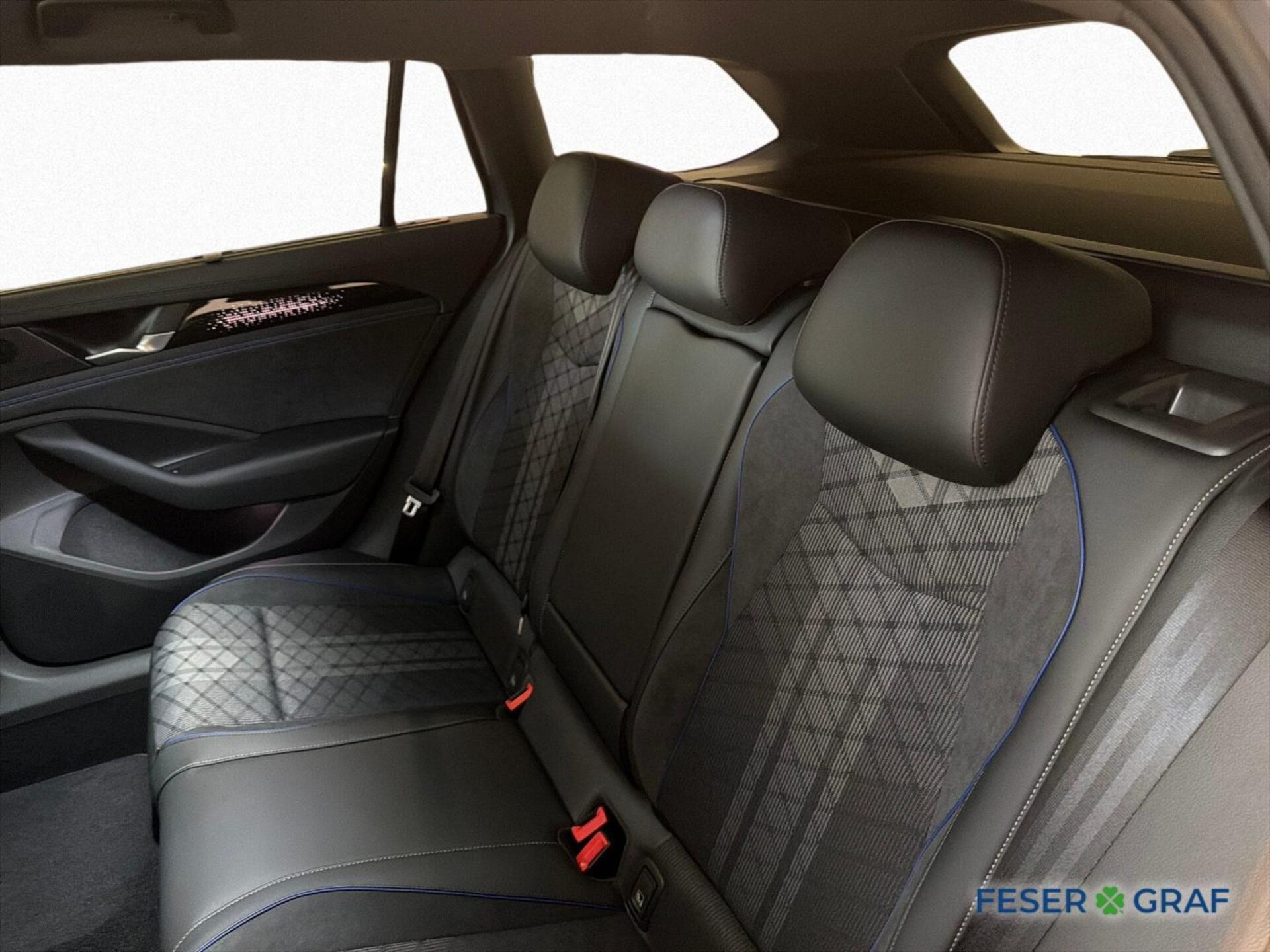 Volkswagen Passat R-Line