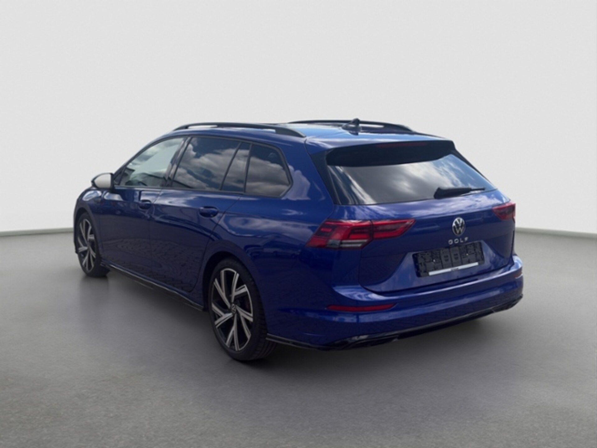 Volkswagen Golf Variant R-Line