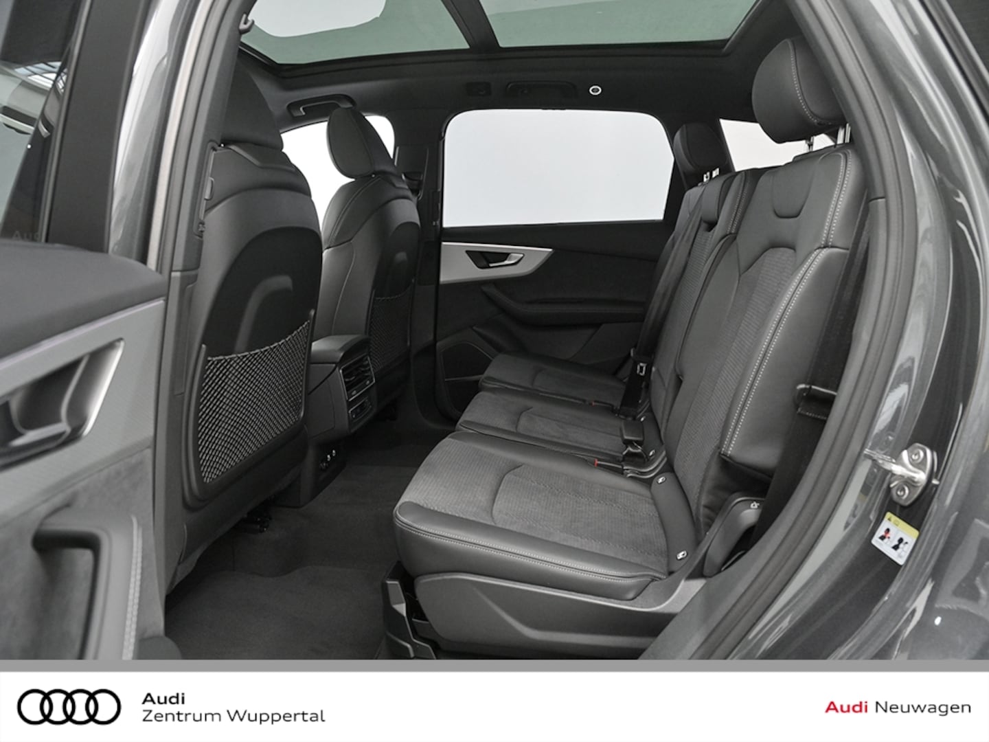 Bild über Audi Q7 SUV TFSI e S line business TFSI e quattro 290 kW tiptronic - für weitere Informationen kontaktieren Sie den Audi Partner