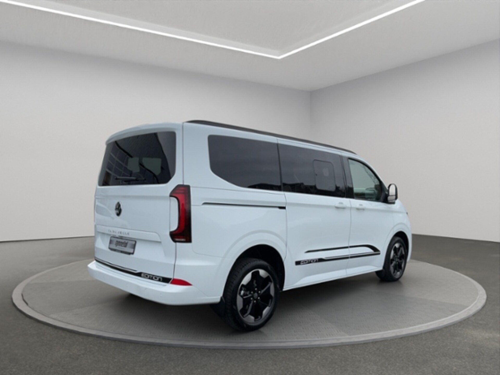 Volkswagen Caravelle Edition